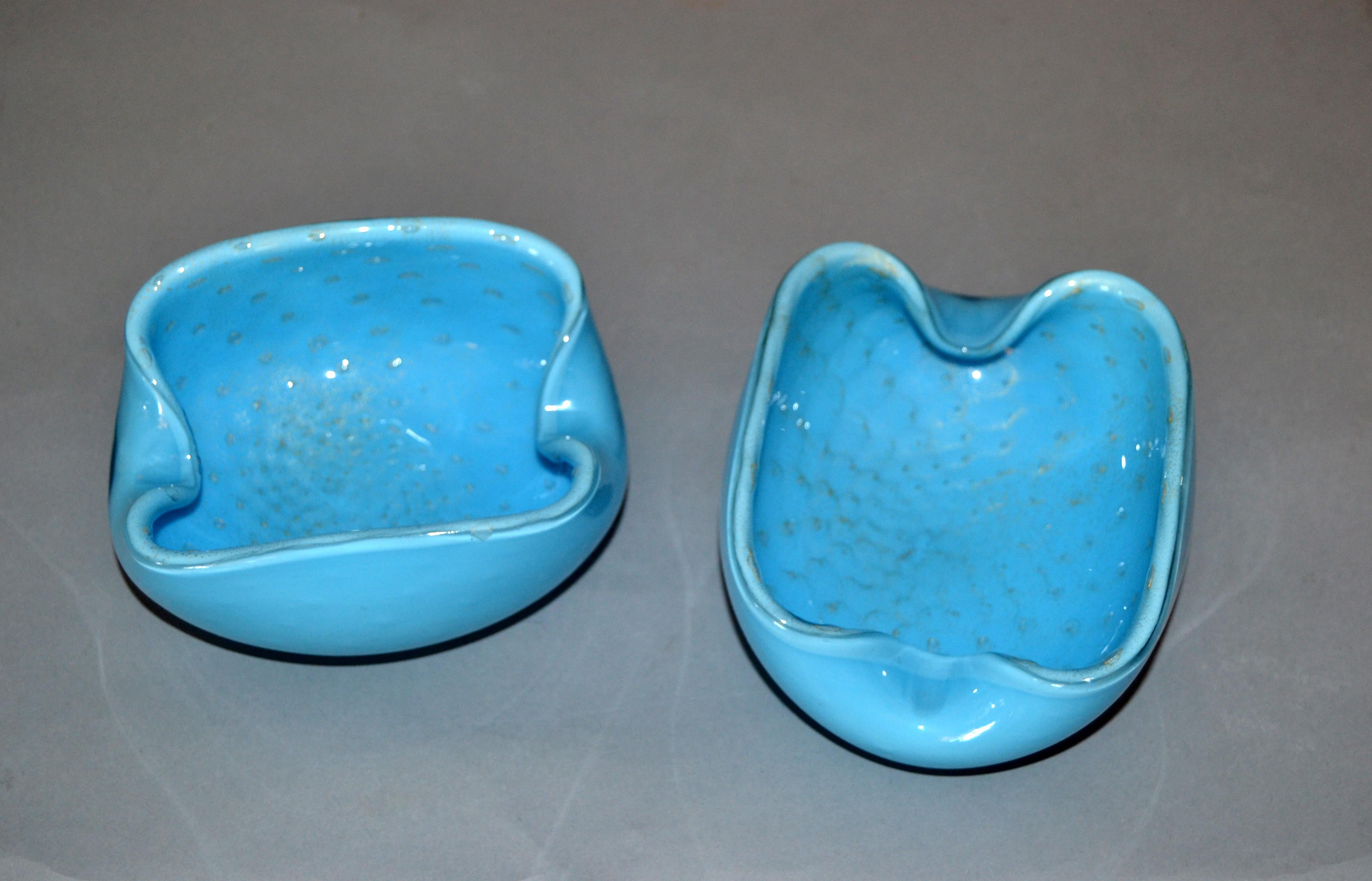 Late 20th Century Elegant Murano Glass Blue and Gold Flecks Bowls or Catchalls, a Pair