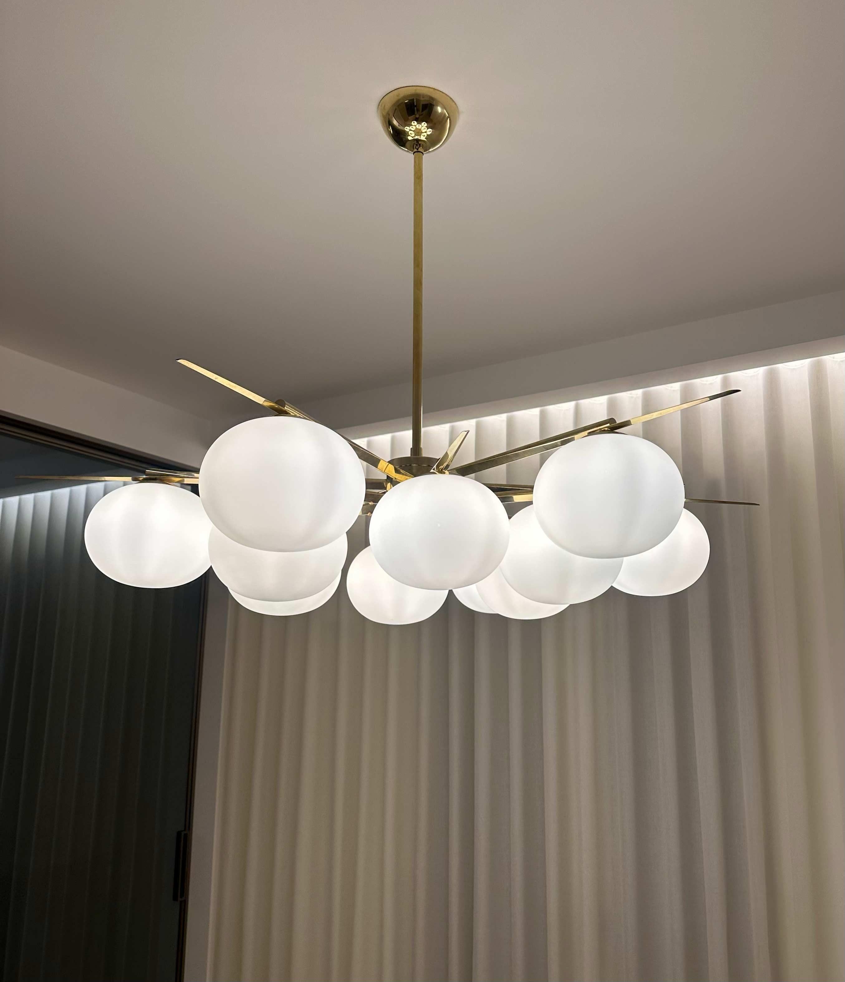 Contemporary Elegant Murano Glass & Brass Chandelier, 2000s Mid-Century Modern Design For Sale