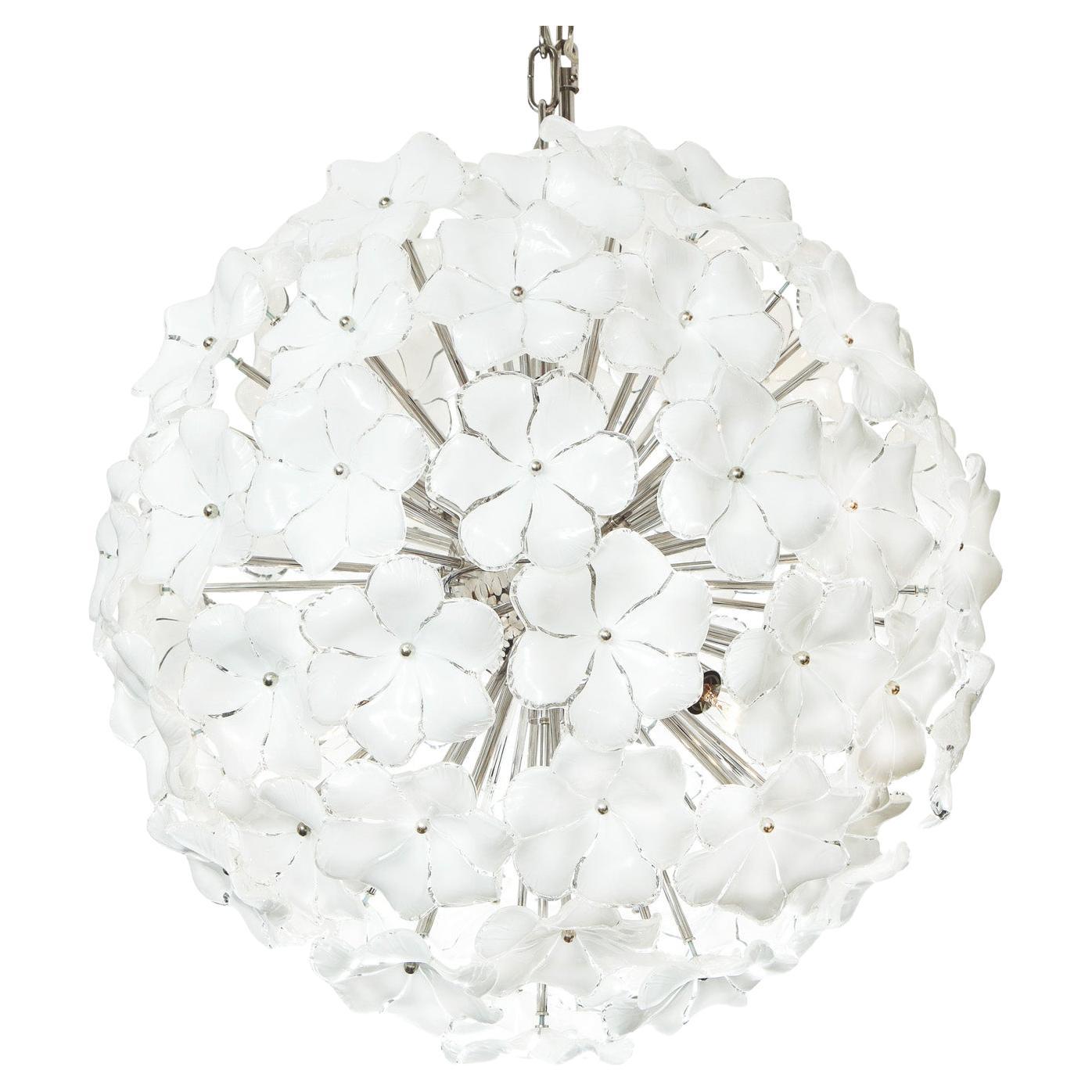 Elegant Murano Glass Flower Sputnik-Style Chandelier For Sale