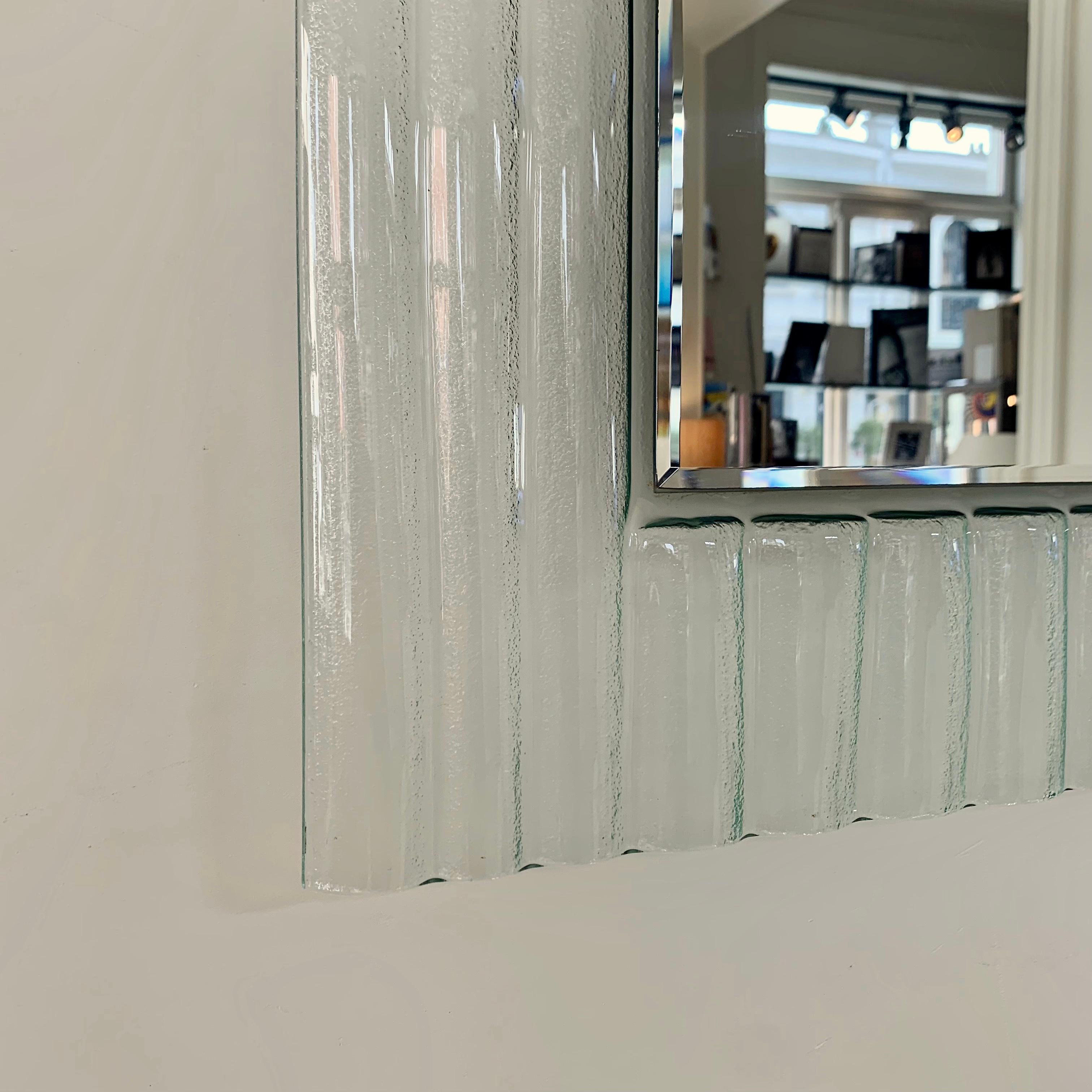 Elegance Murano Glasspiegel um 1960, Italien. im Zustand „Gut“ im Angebot in Brussels, BE