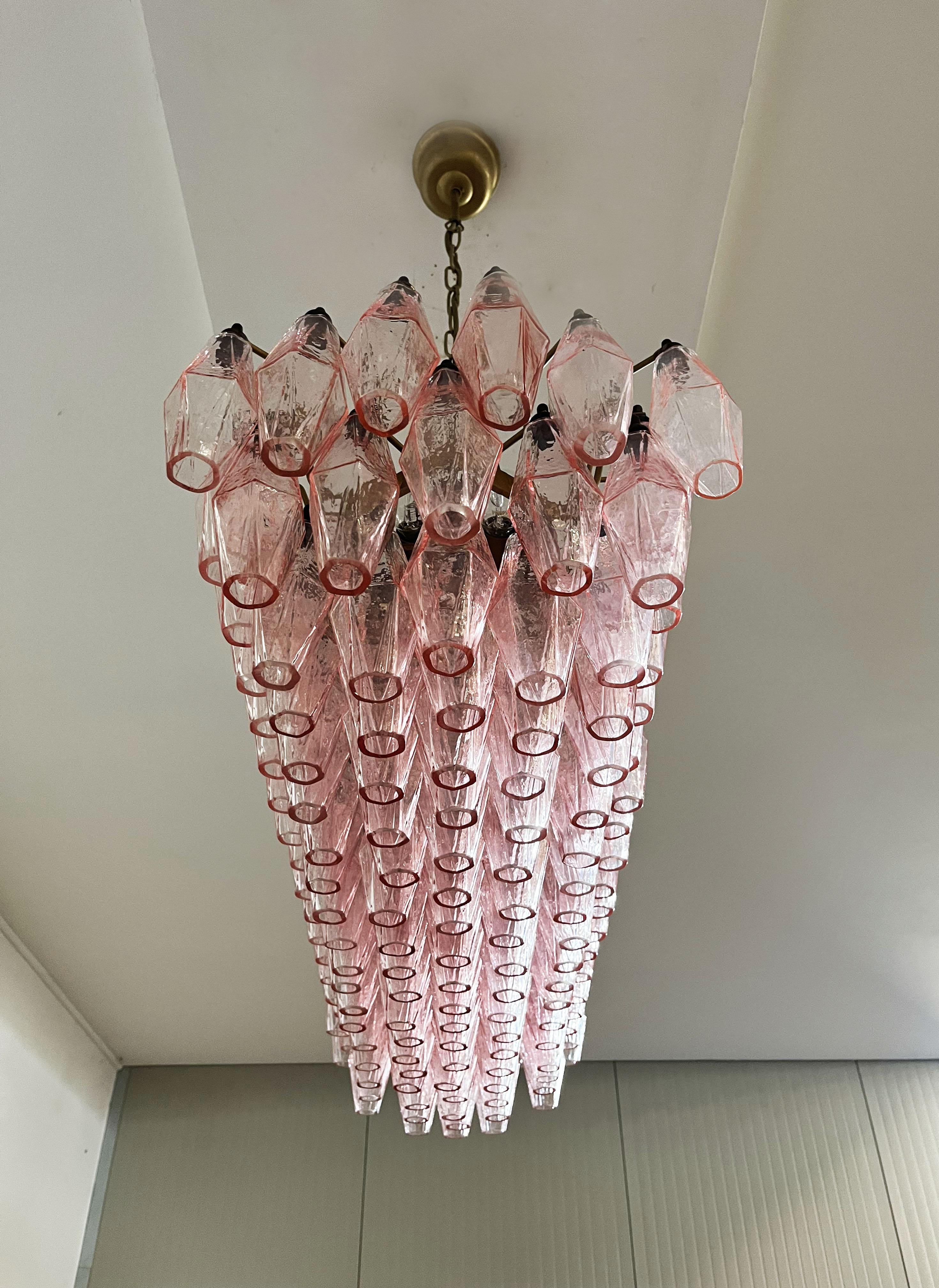 Blown Glass Elegant Murano Poliedri Chandelier, Carlo Scarpa, 138 Pink Glasses For Sale