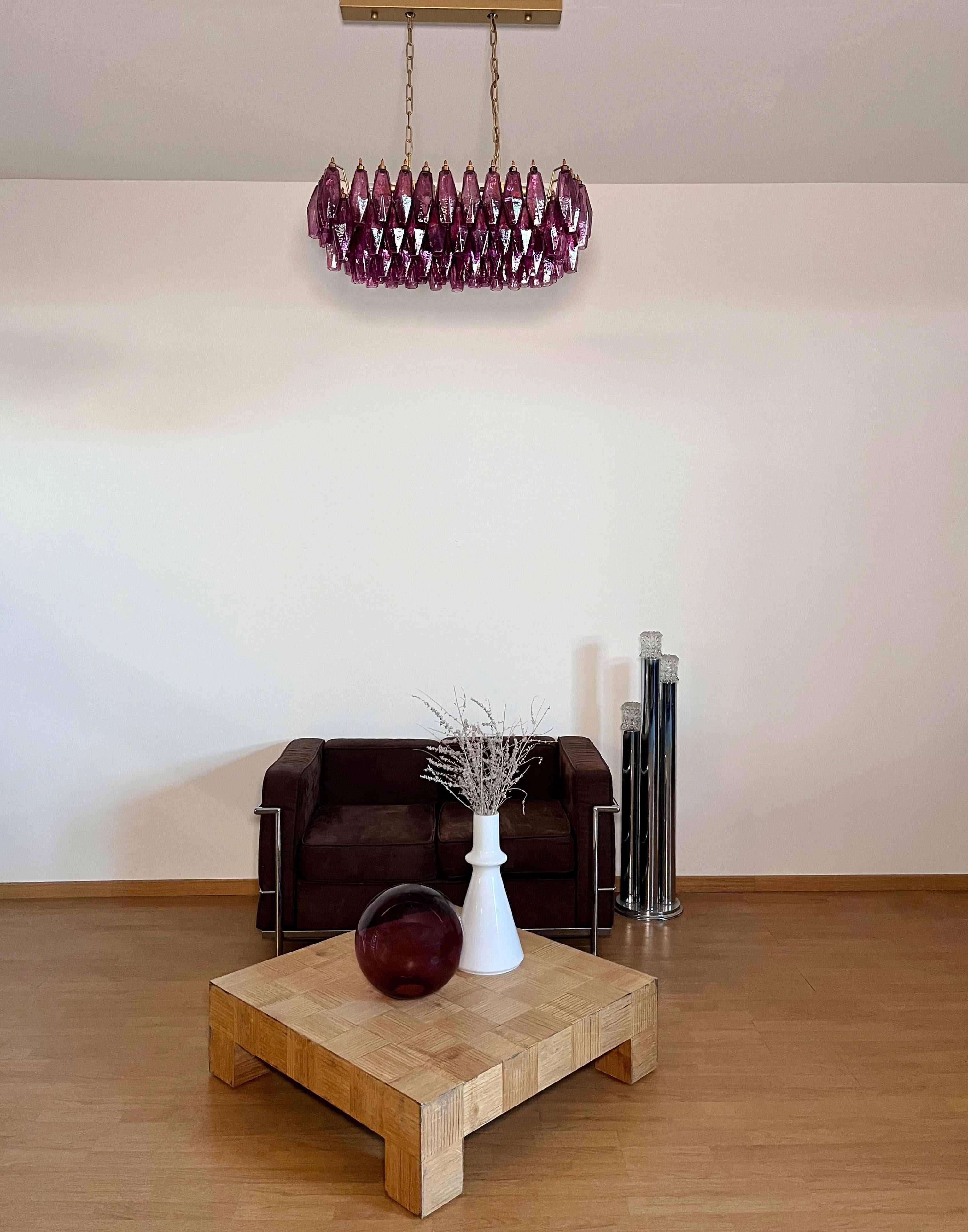 Elegant Italian chandelier made from 84 beautiful Murano amethyst glasses 