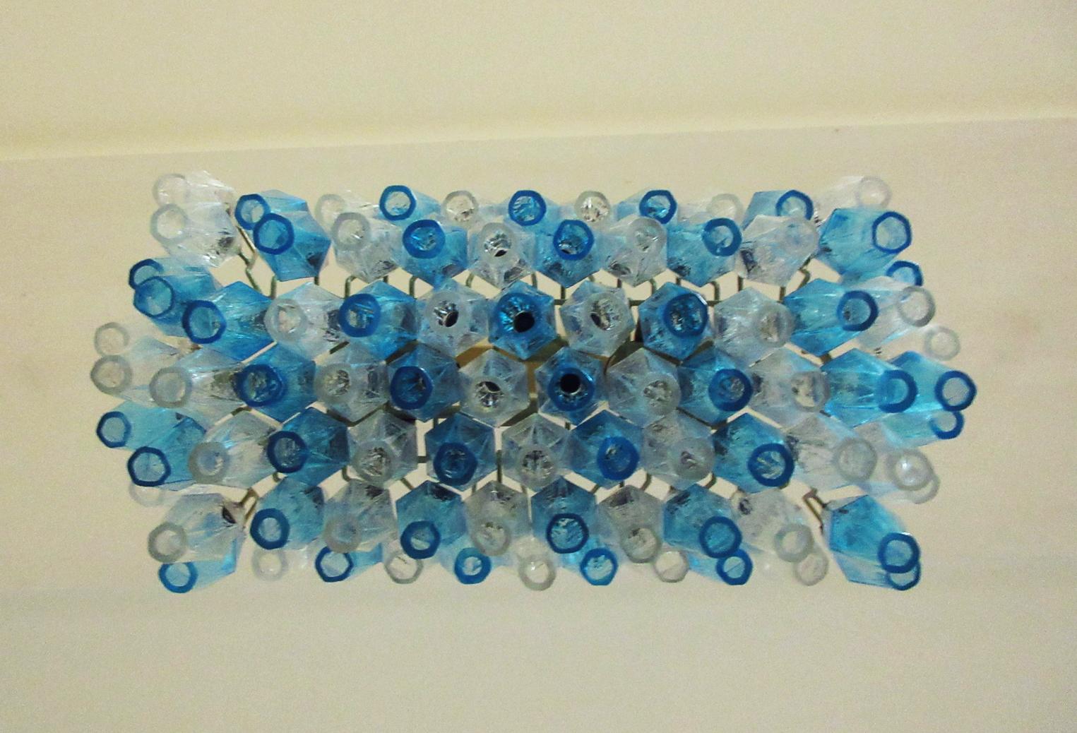 Elegant Italian chandelier made from 84 beautiful Murano glasses 