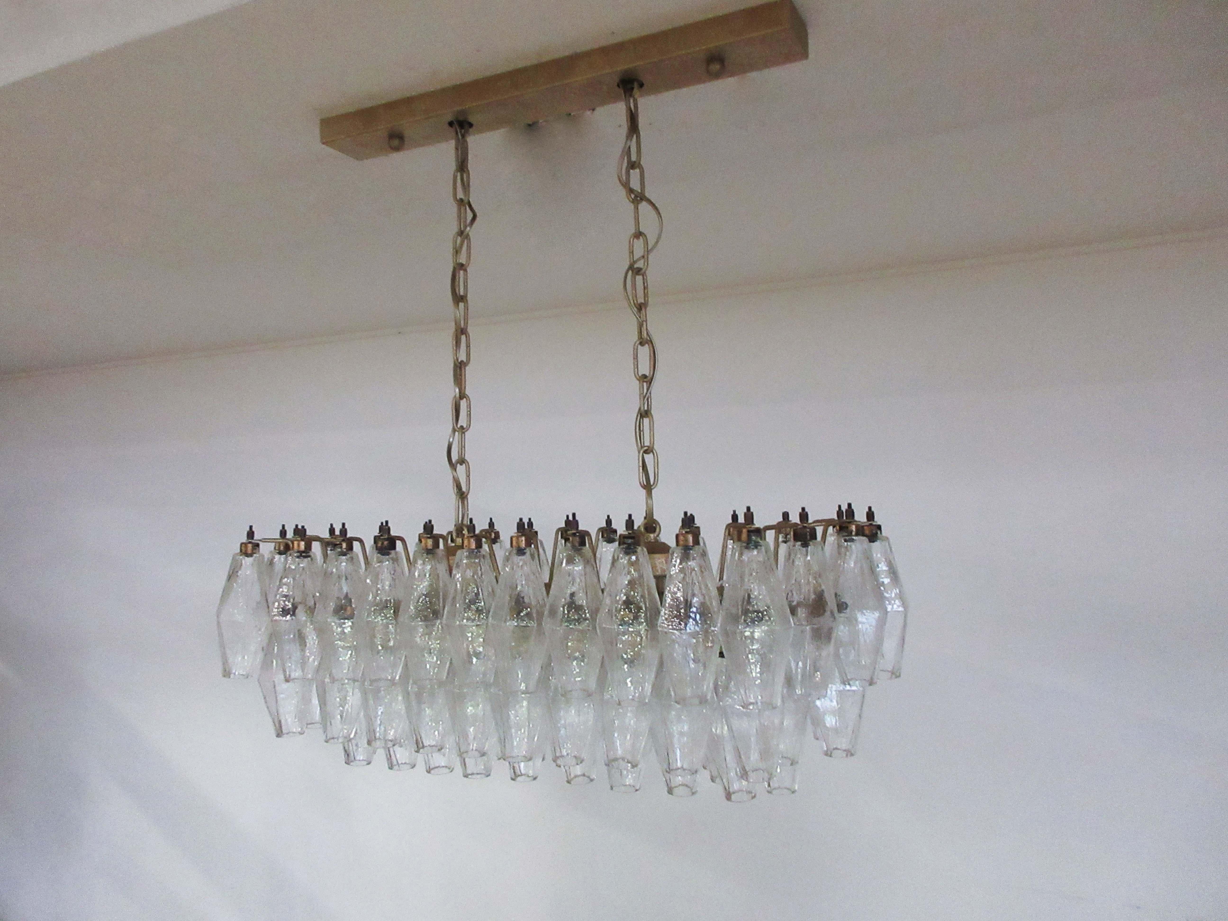 Elegant Italian chandelier made from 84 beautiful Murano transparent glasses 