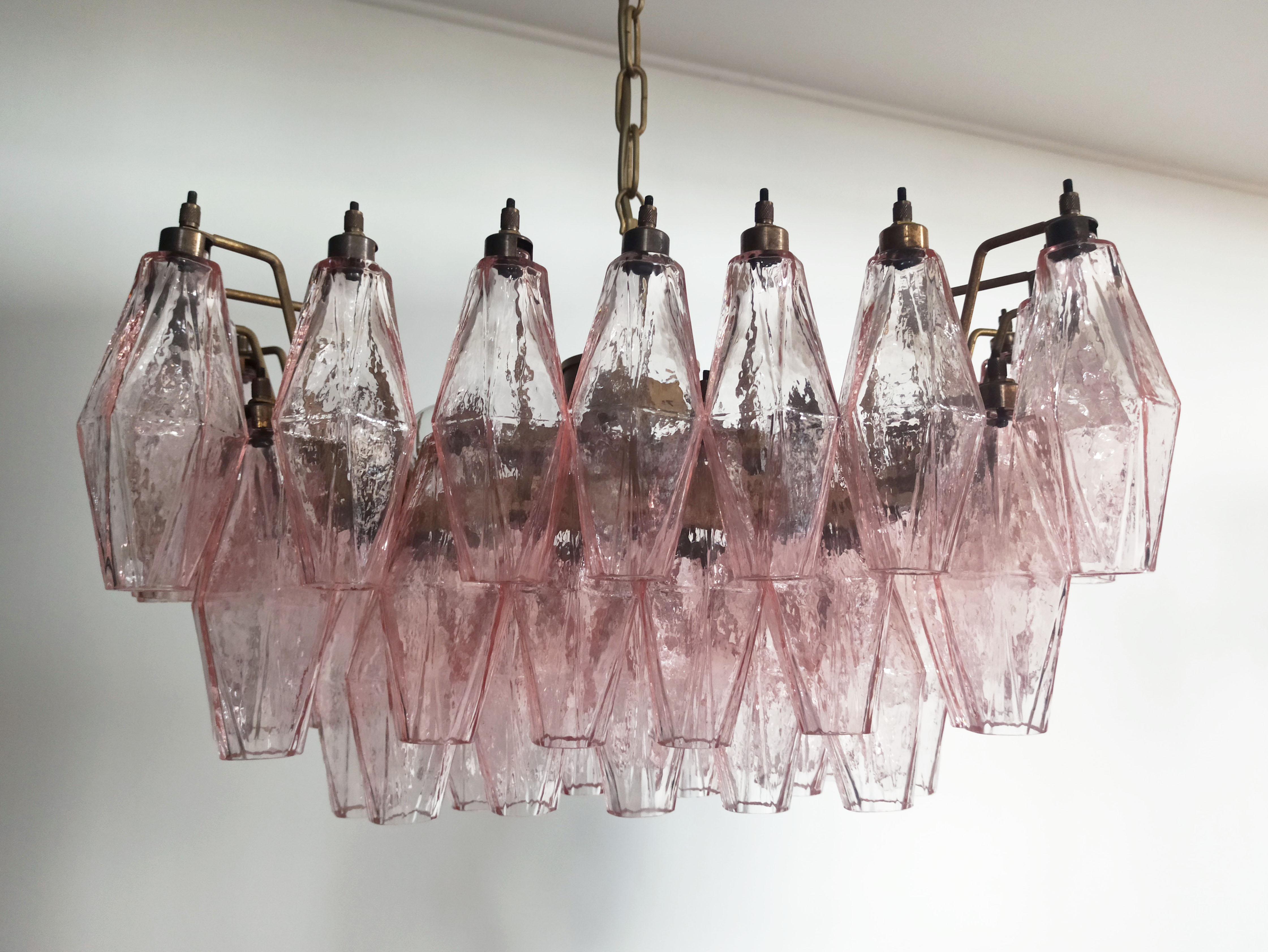 Elegant Italian chandelier made from 56 beautiful Murano pink glasses 