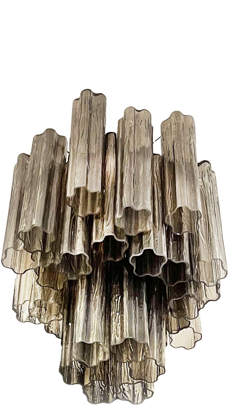 Elegant Murano Smoked Glass Tube Chandelier In Good Condition For Sale In Budapest, HU