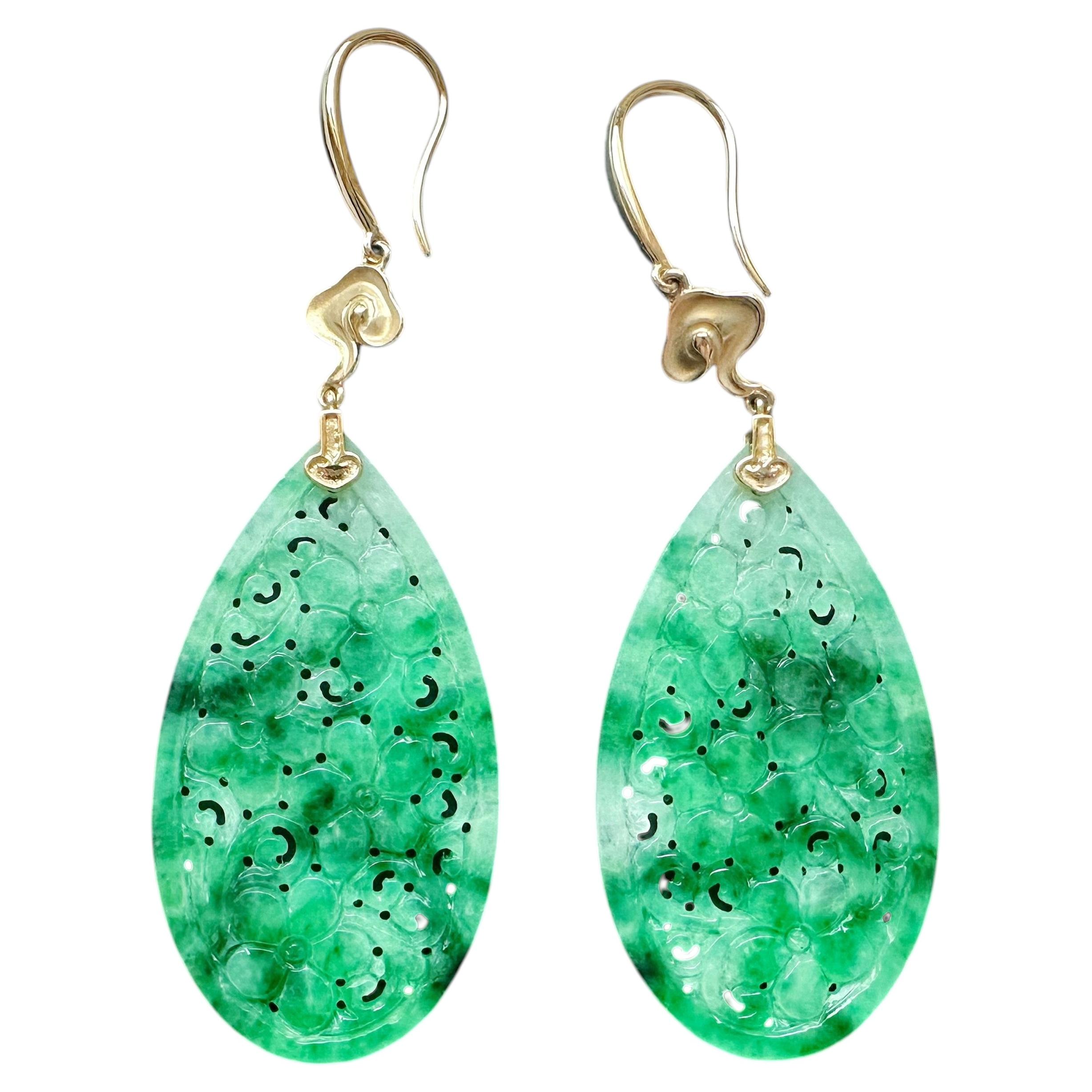 Elegant Myanmar Vivid Green Jadeite Cloud Earrings – 18K Gold Icy Drop Earrings