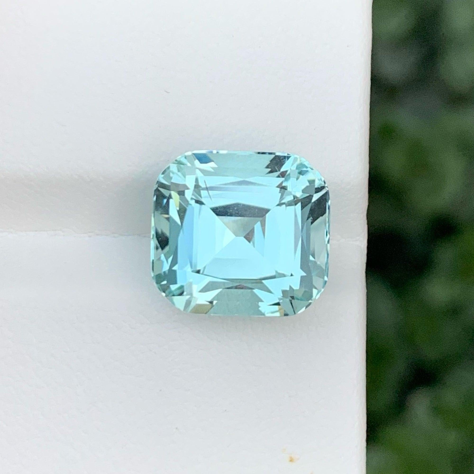 Elegant Natural Aquamarine Gemstone of 11.05 carats from Skardu,Pakistan has a wonderful cut in a Cushion shape, incredible Blue color, Great brilliance. This gem is VVS Clarity.

Product Information:
GEMSTONE NAME:  Elegant Natural Aquamarine