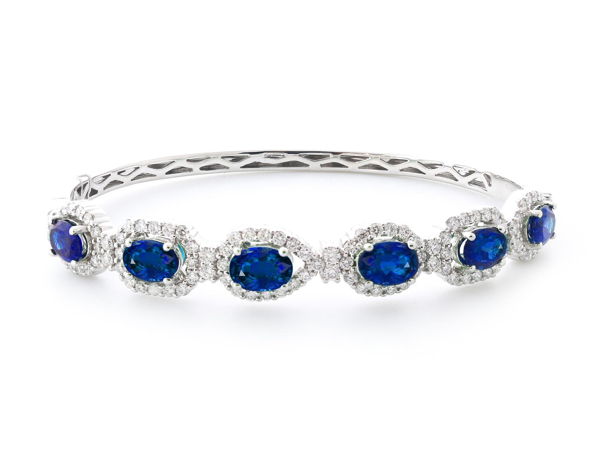 Elegant Natural Sapphire Bangle Bracelet with Round Diamond Accents  For Sale