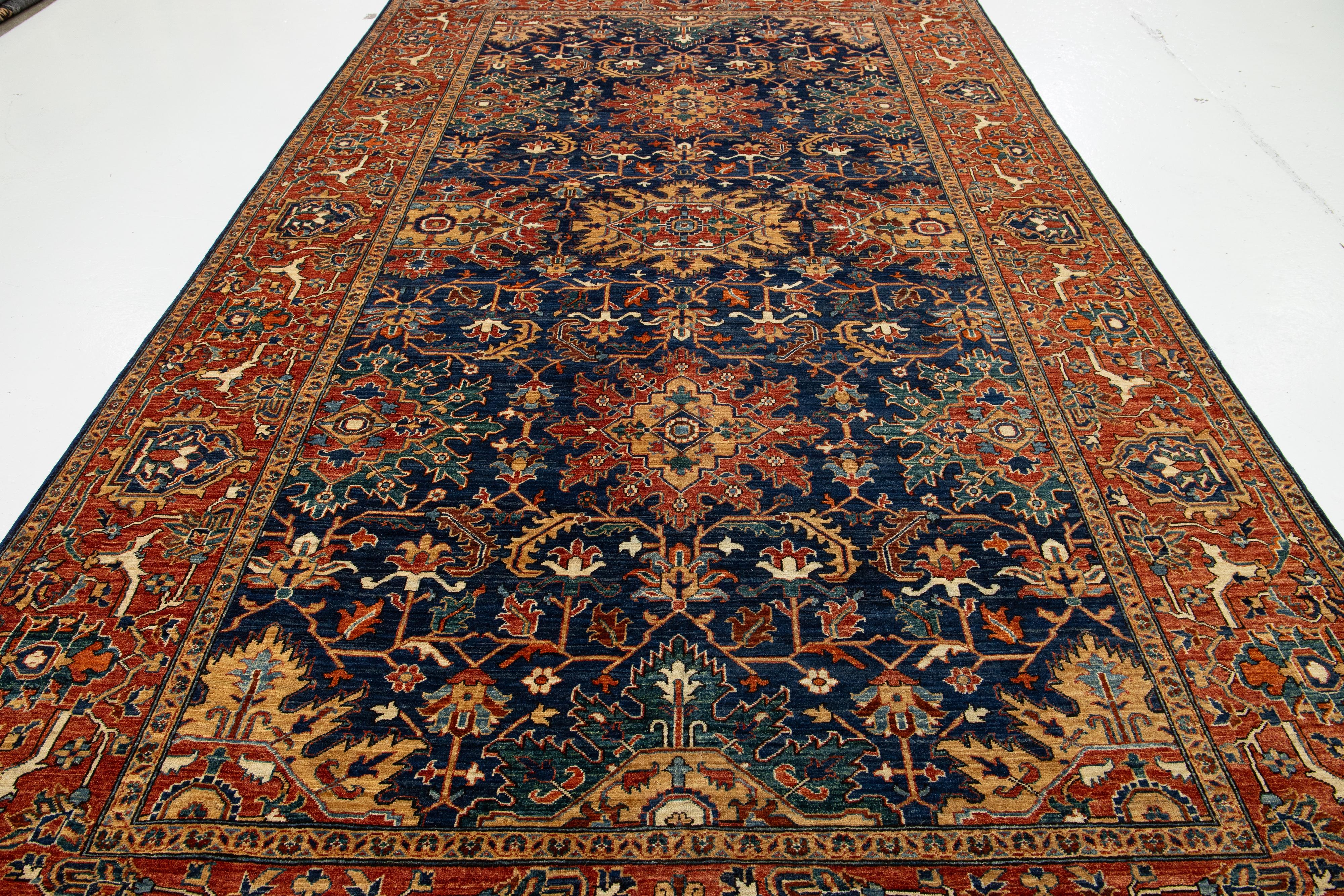 Elegant Navy Blue Contemporary Serapi-Style Wool Rug Featuring an Allover Floral For Sale 2