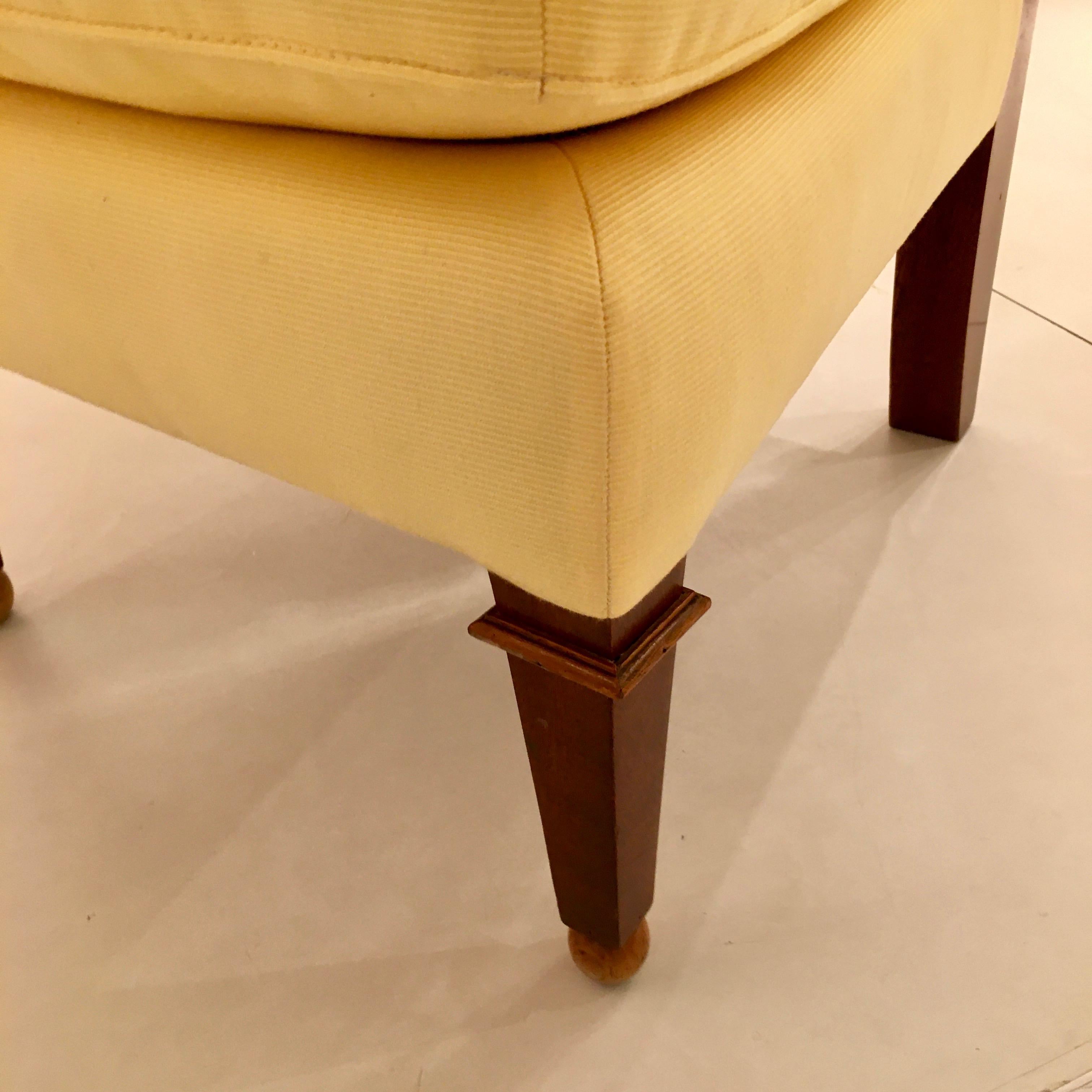 Eleganter eleganter neoklassizistischer Stuhl von Jean-Maurice Rothschild, Frankreich, 1948 (Neoklassisch) im Angebot