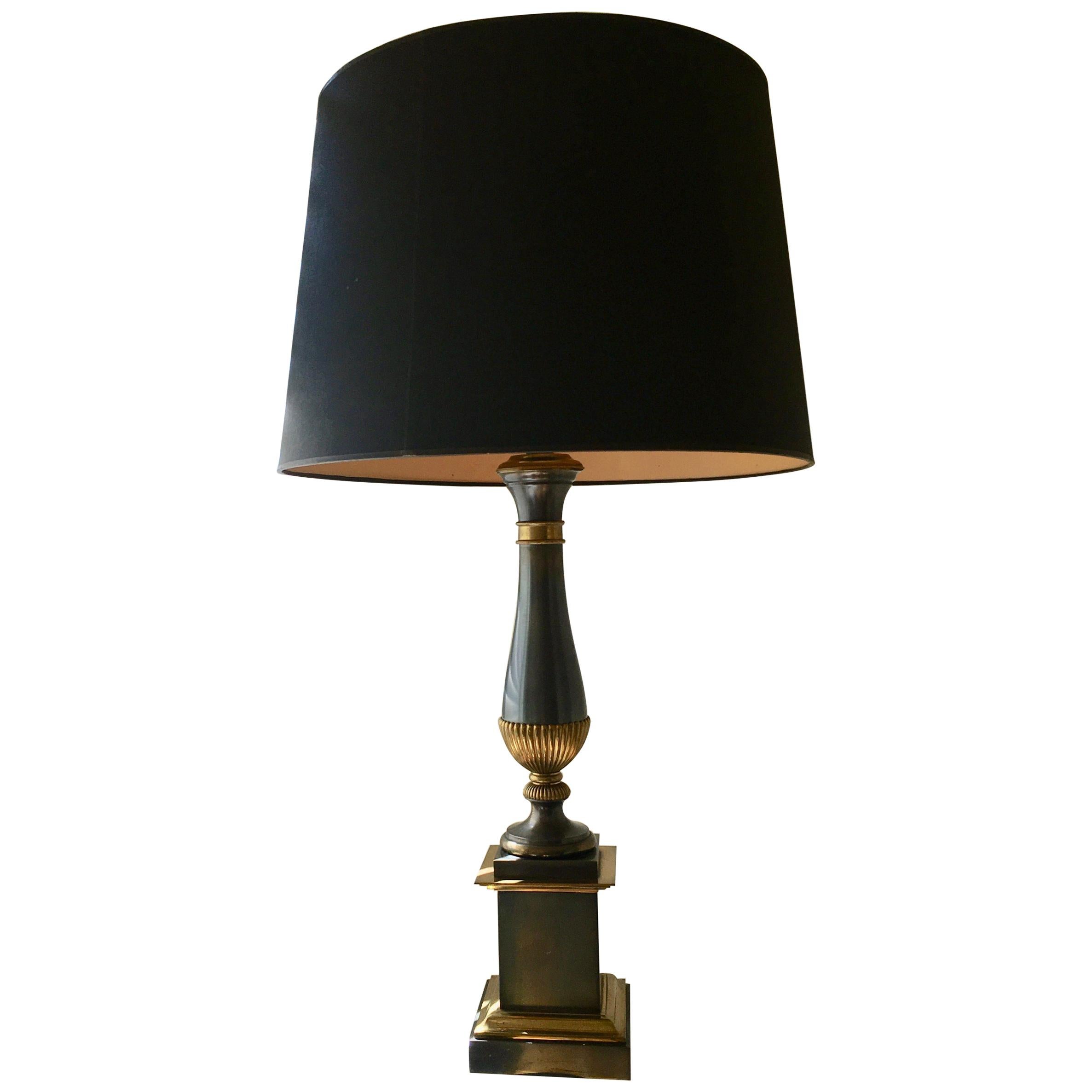 Elegant Neoclassical Desk Lamp Attributed to Maison Charles, France, 1960 For Sale