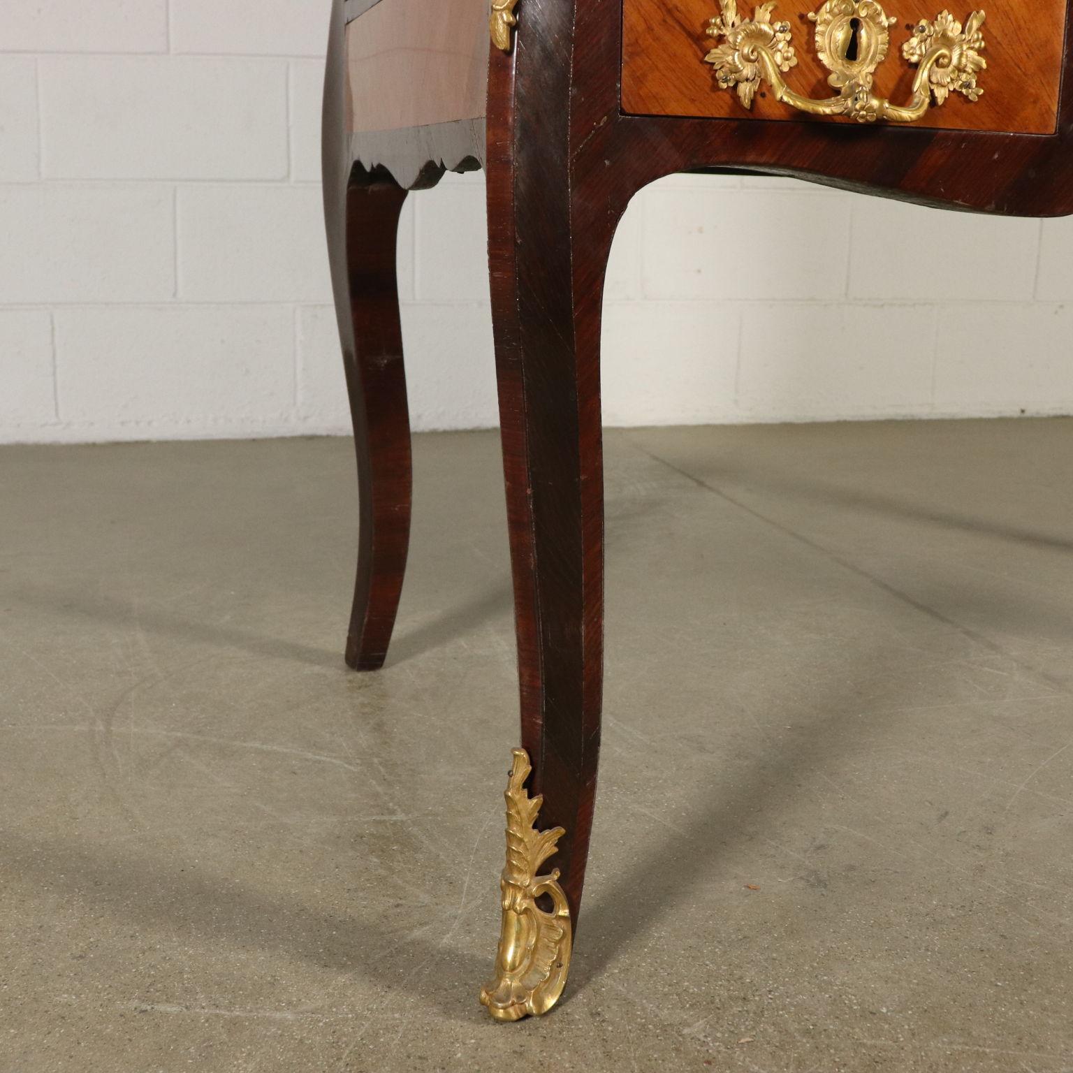 Elegant Neoclassical Rolltop Desk Brazilian Rosewood Cherry, France, 1700 9