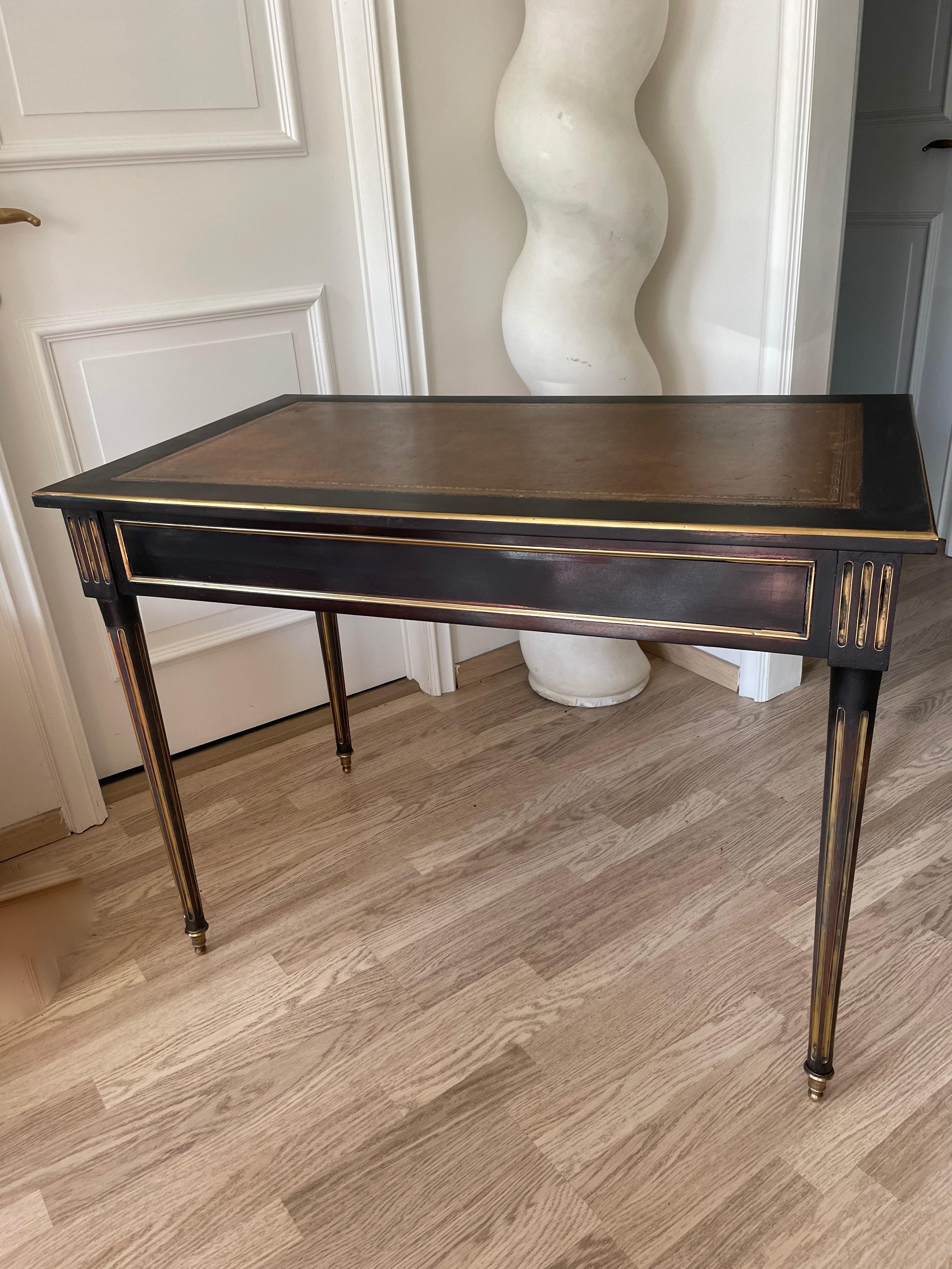 Élégante table à écrire néoclassique de la Maison Jansen, France, 1950. en vente 7