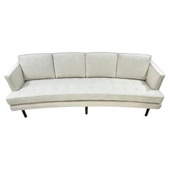 Eleganza del divano curvo appena imbottito Harvey Probber