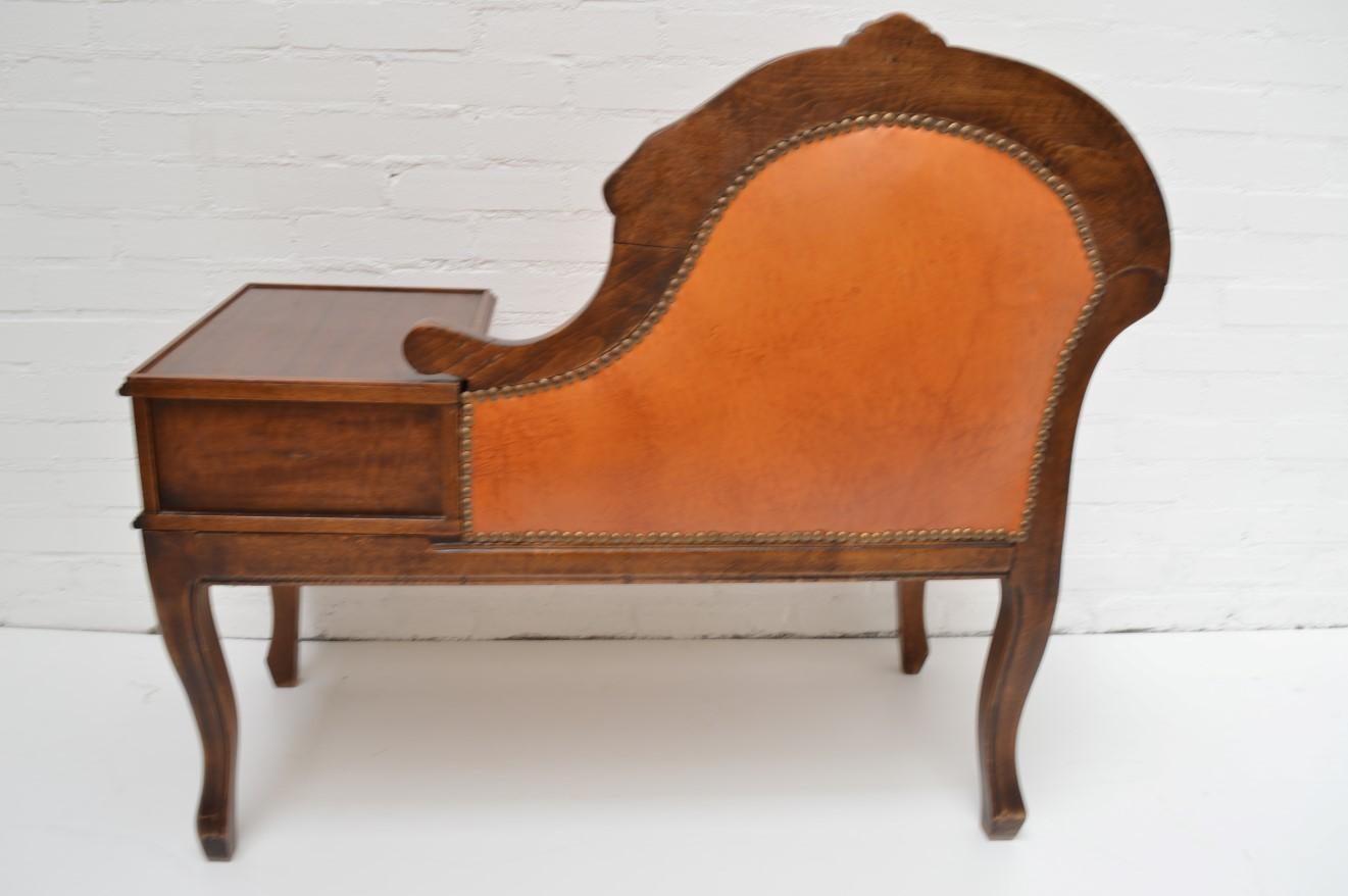 Elegant Old Baroque Chesterfield Phone Bench with Leather and Wood For Sale 1