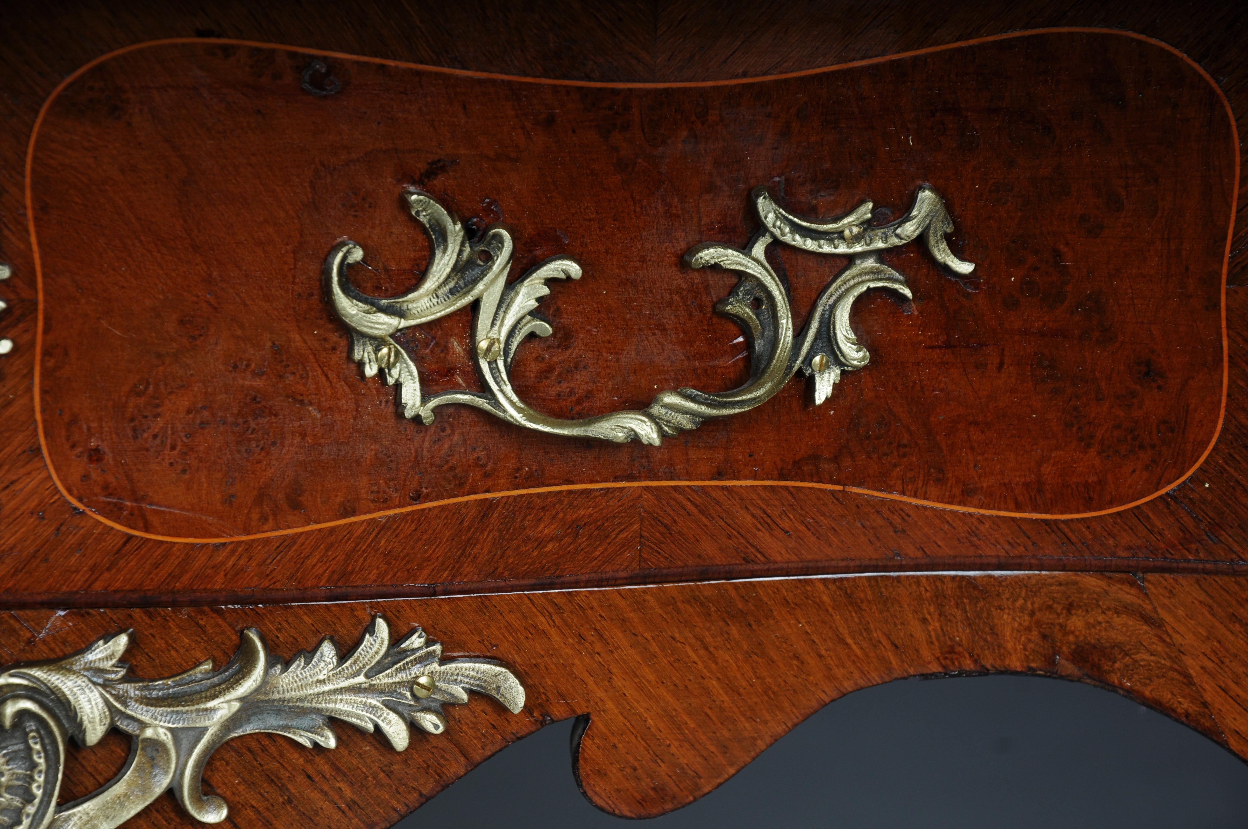 Elegante alte Kommode aus dem 20. Jahrhundert, Louis XV.-Stil, Paris im Angebot 5