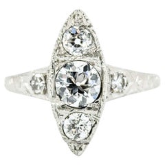 Eleganza dell'antico anello europeo con 3 pietre di diamante in oro bianco 14k