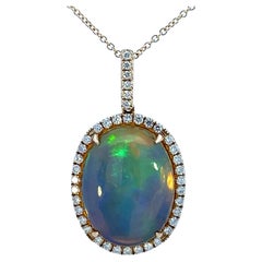 Elegant Opal Pendant with Diamonds