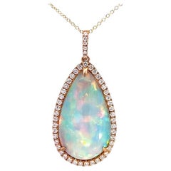 Elegant Opal Pendant with Diamonds