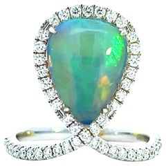 Elegant Opal Ring with Diamond Accents
