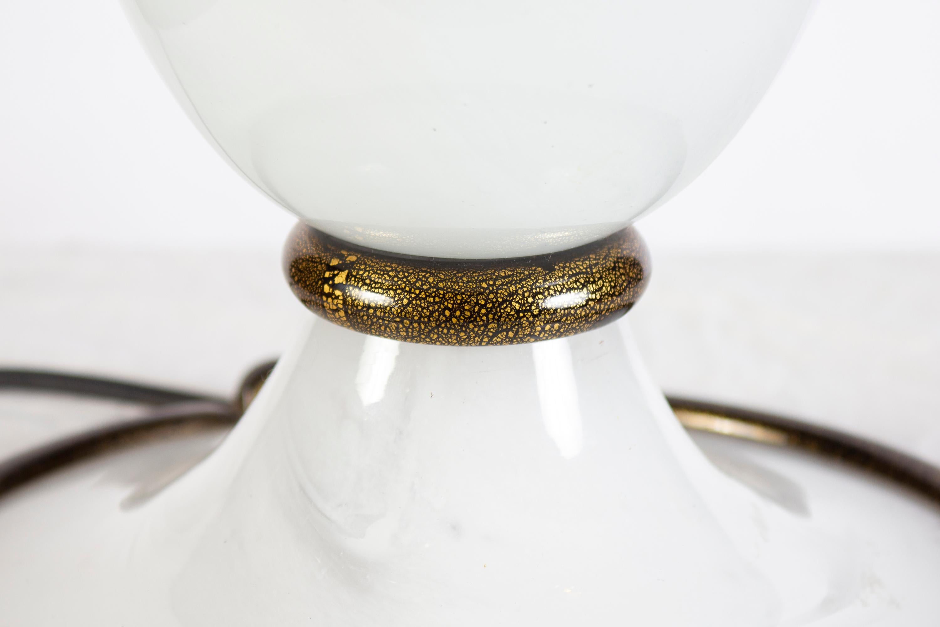 Brass Elegant Opaline Murano Glass Table Lamp by Barovier & Toso Primavera Model 1980' For Sale
