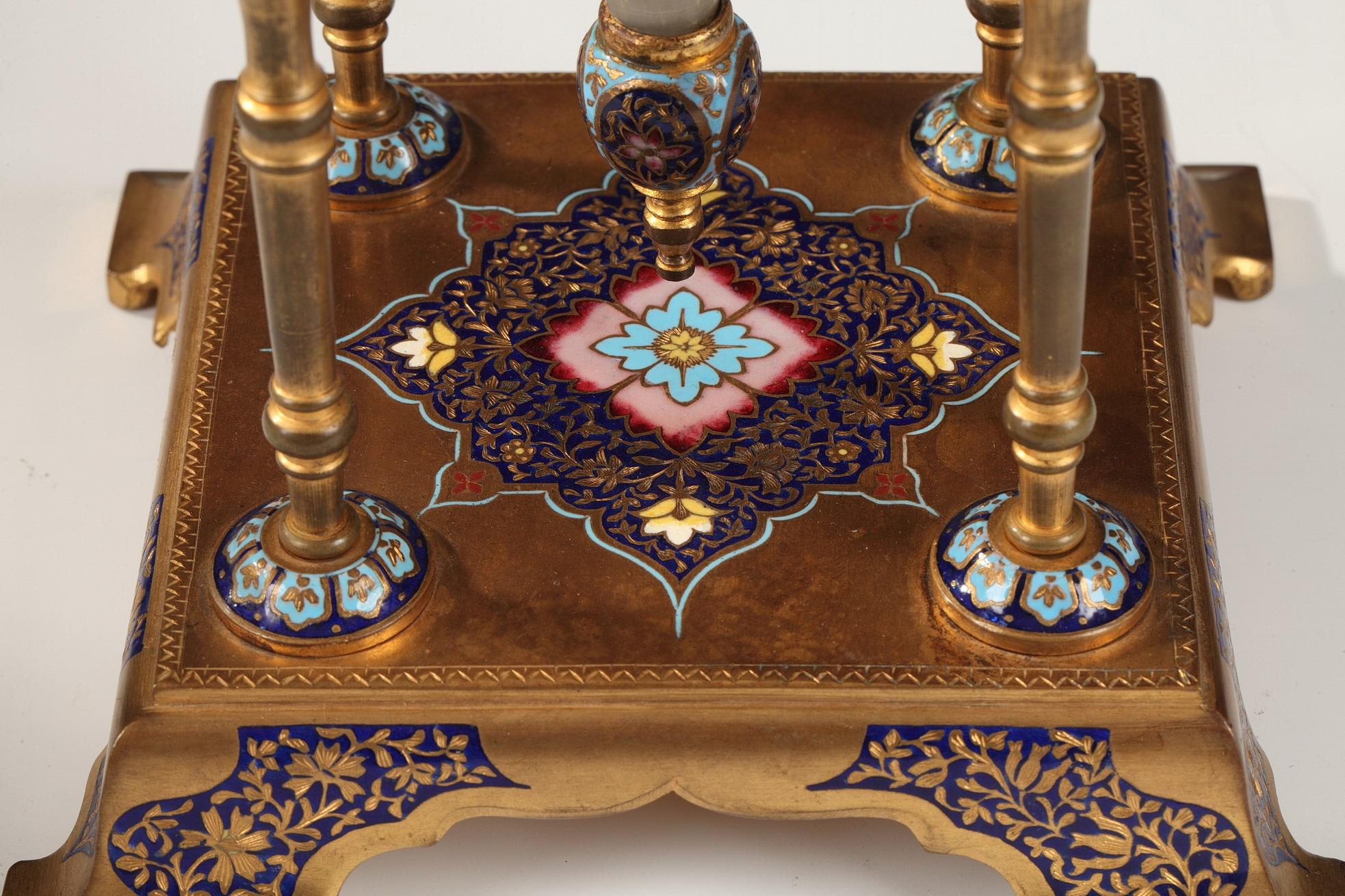 Élégante coupe orientale attribuée à Louchet Frres 1