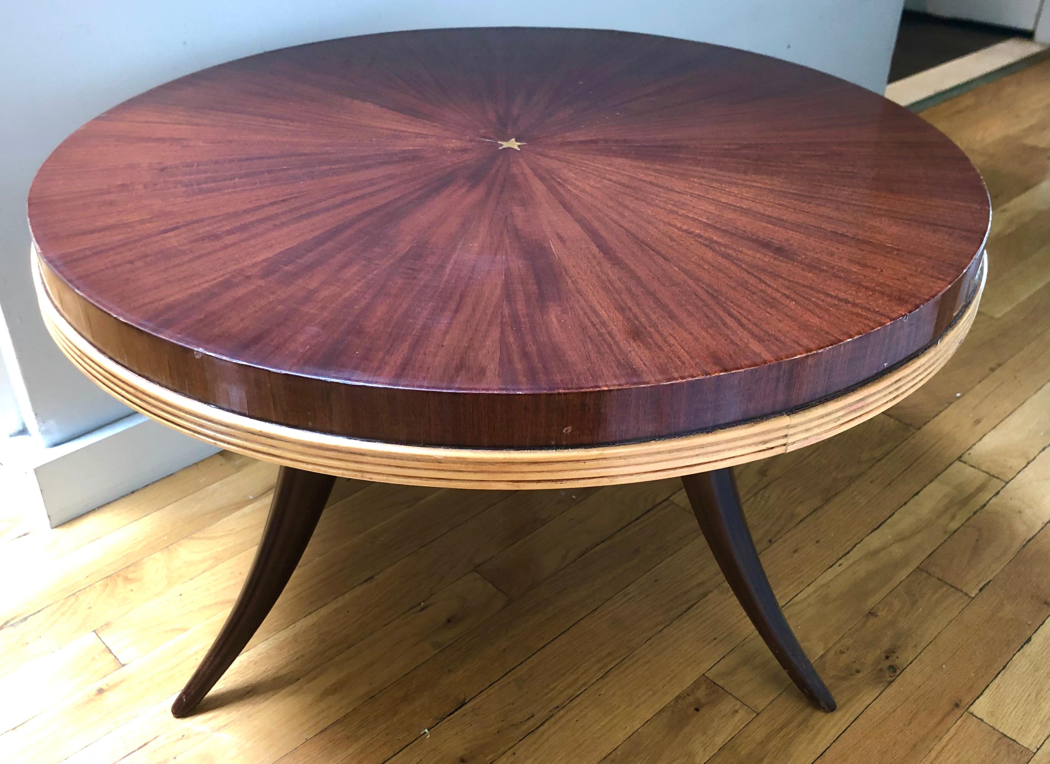 Mid-Century Modern Elegant Osvaldo Borsani (attrib) Cocktail Table For Sale