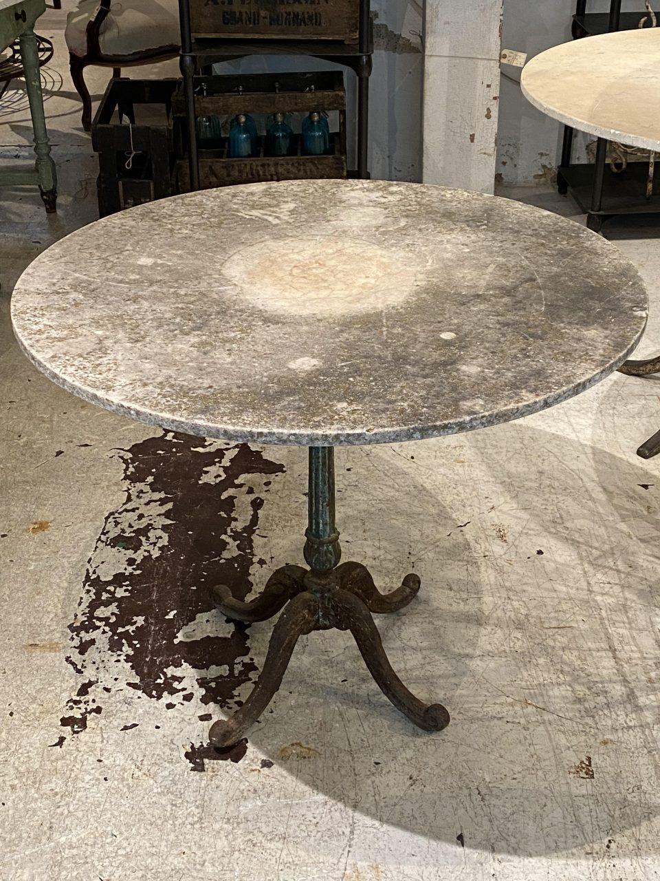 French Elegant Outdoor Marble and Iron Table