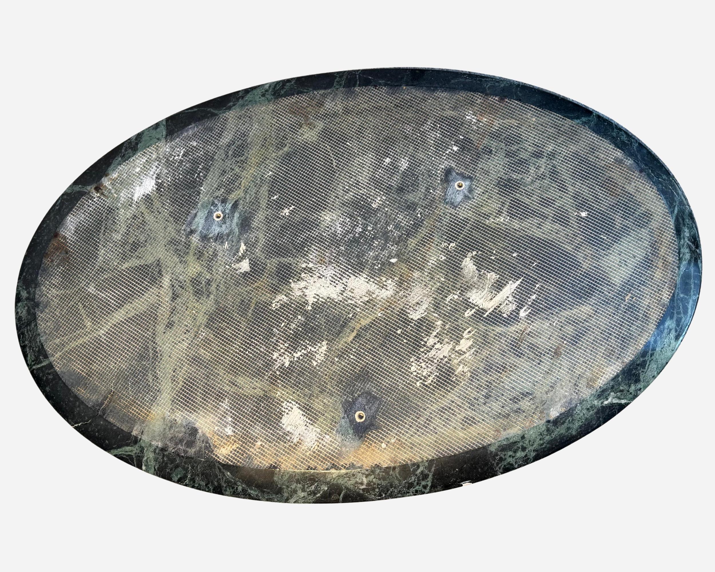 Laqué Élégante table basse ovale, par Eero Saarinen, Knoll International, USA circa 1970 en vente