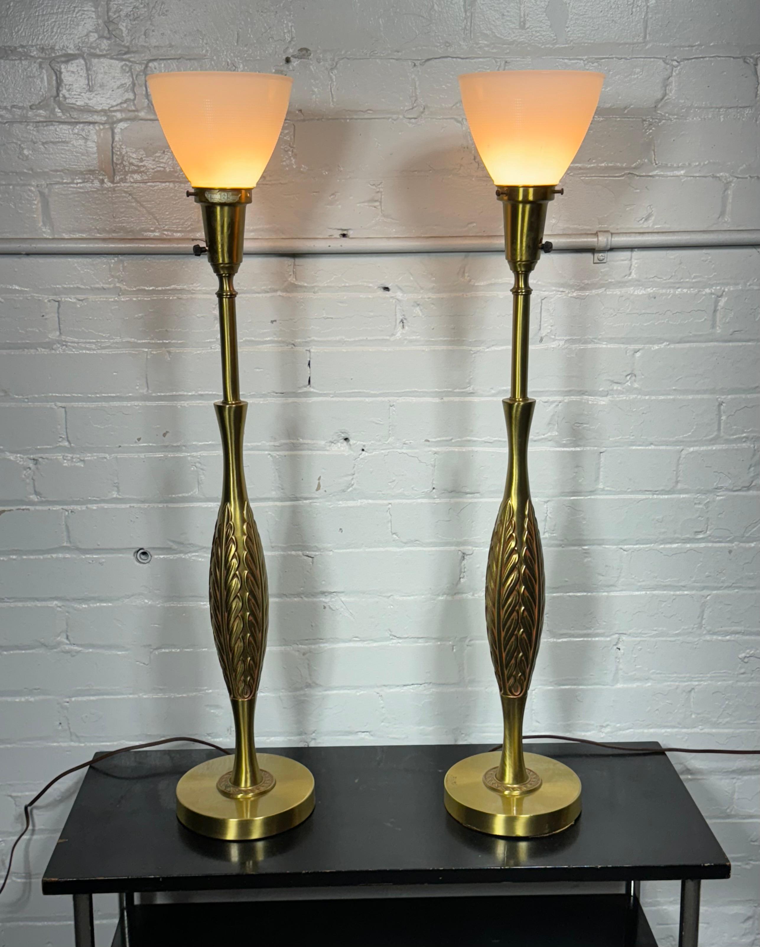 Elegant Pair Modernist / Regency Laurel Brass Table Lamps / Rembrandt In Good Condition In Buffalo, NY