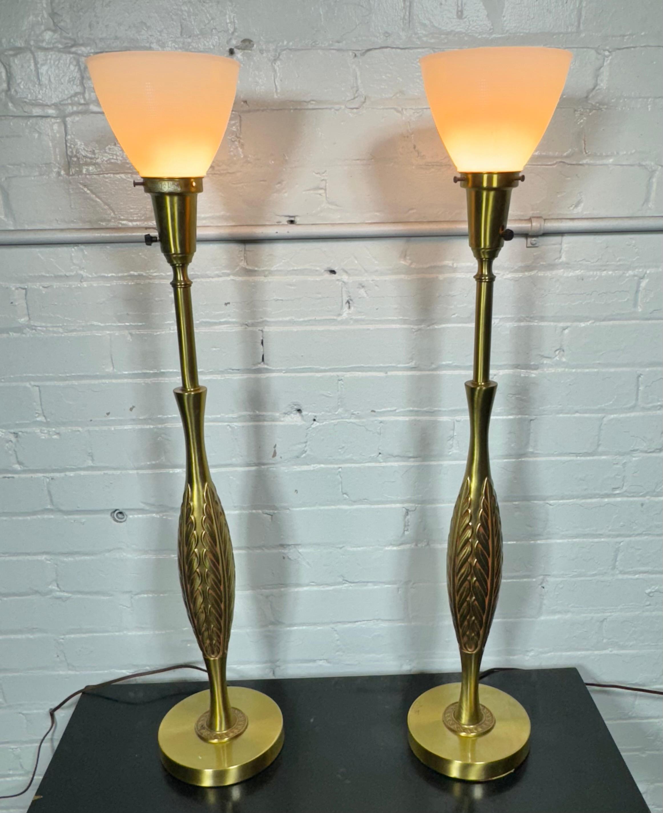 Elegant Pair Modernist / Regency Laurel Brass Table Lamps / Rembrandt 1