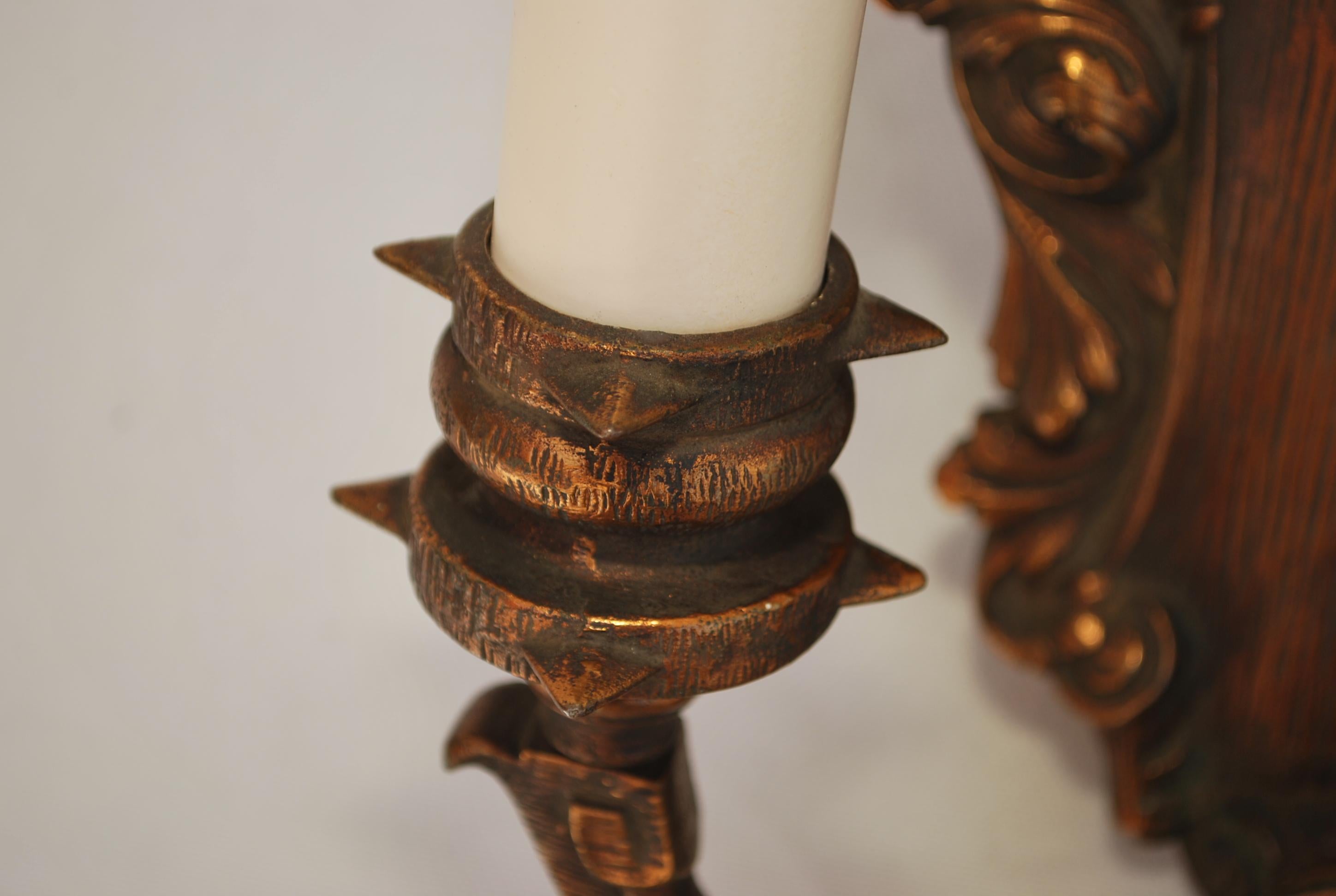 Early 20th Century Elegant Pair of 1920's Copper Sconces For Sale
