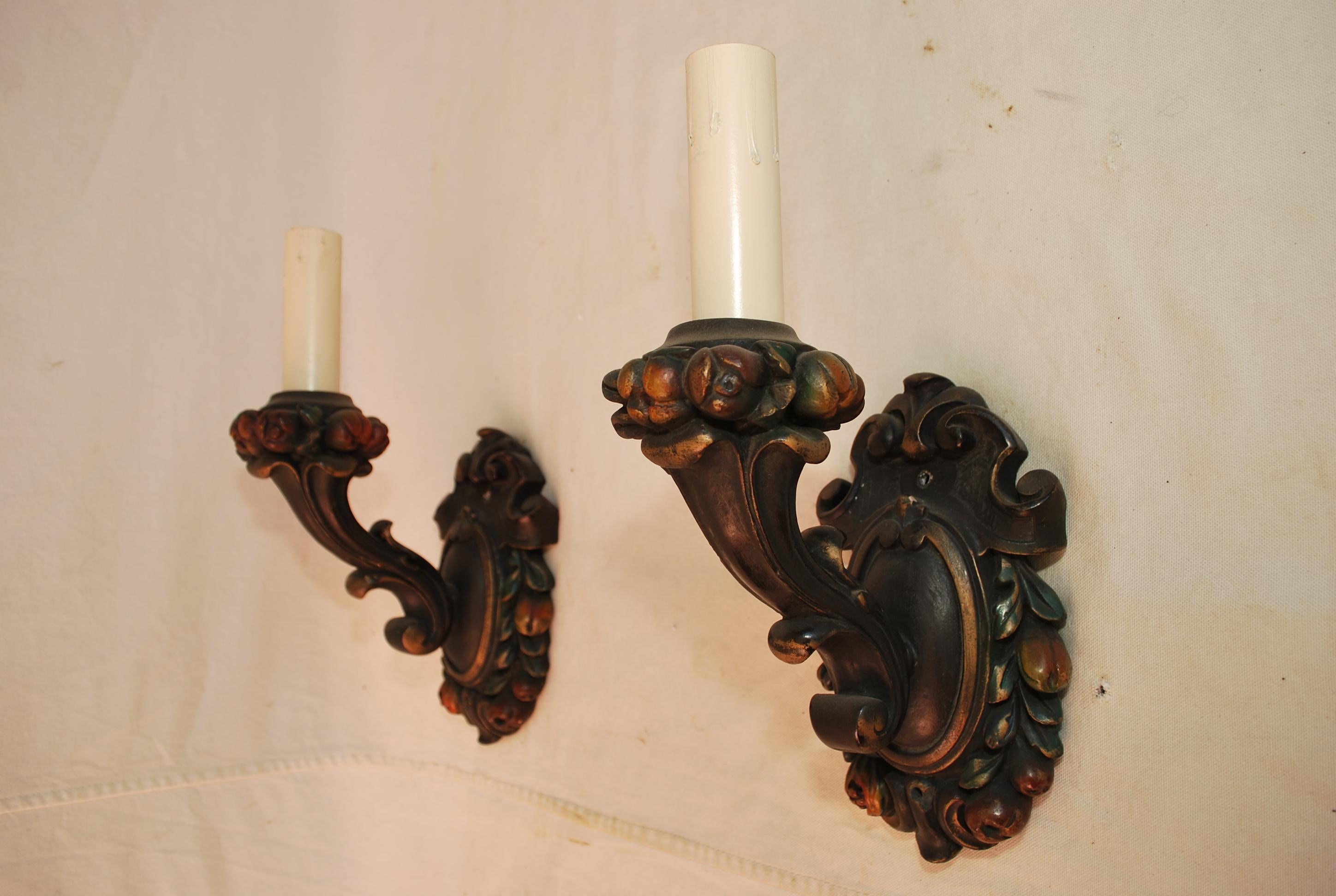Elegante pareja de apliques de escayola de los años 20 Yeso en venta