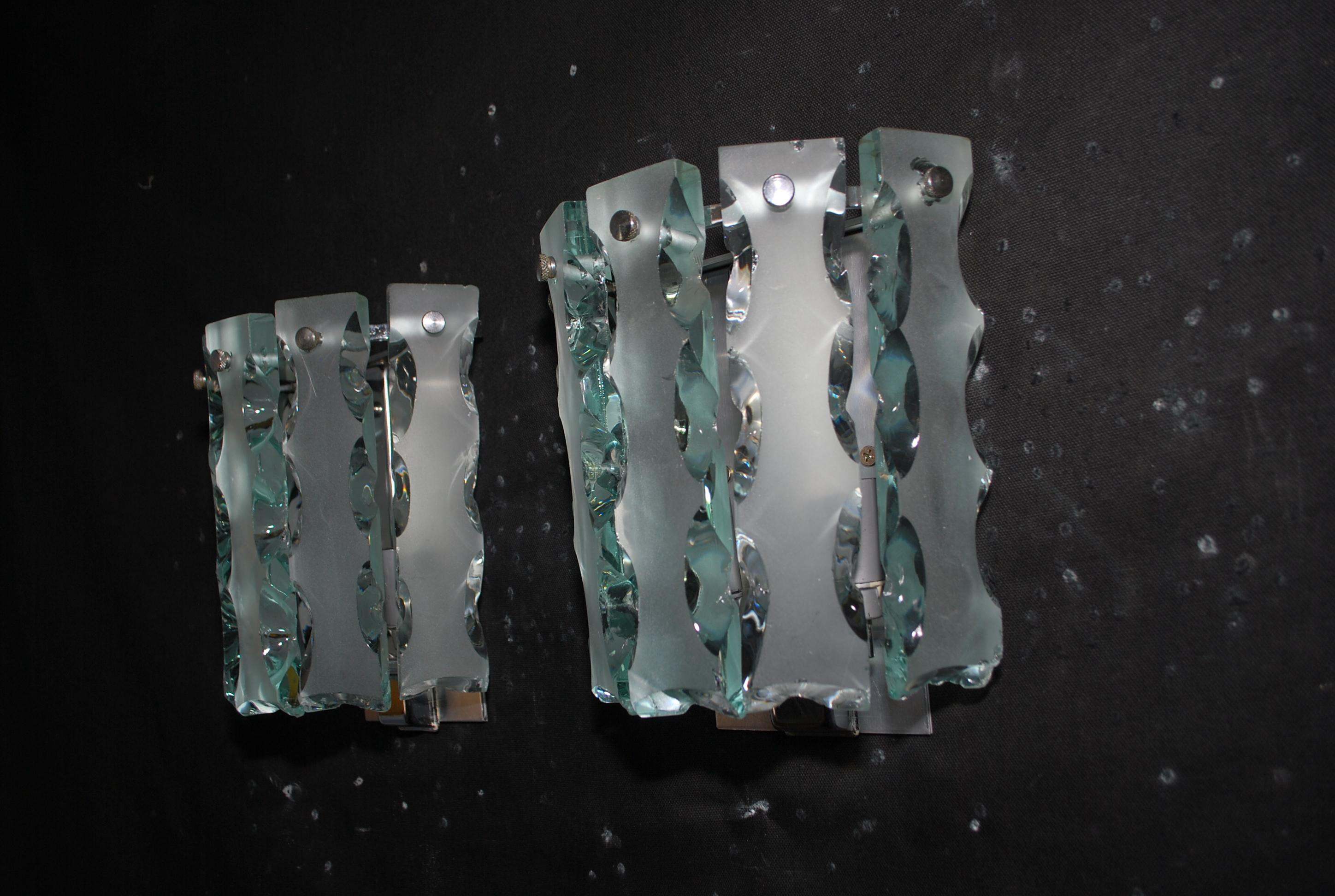 elegant pair of 1970's Italian sconces design by Cristal Arte For Sale 1