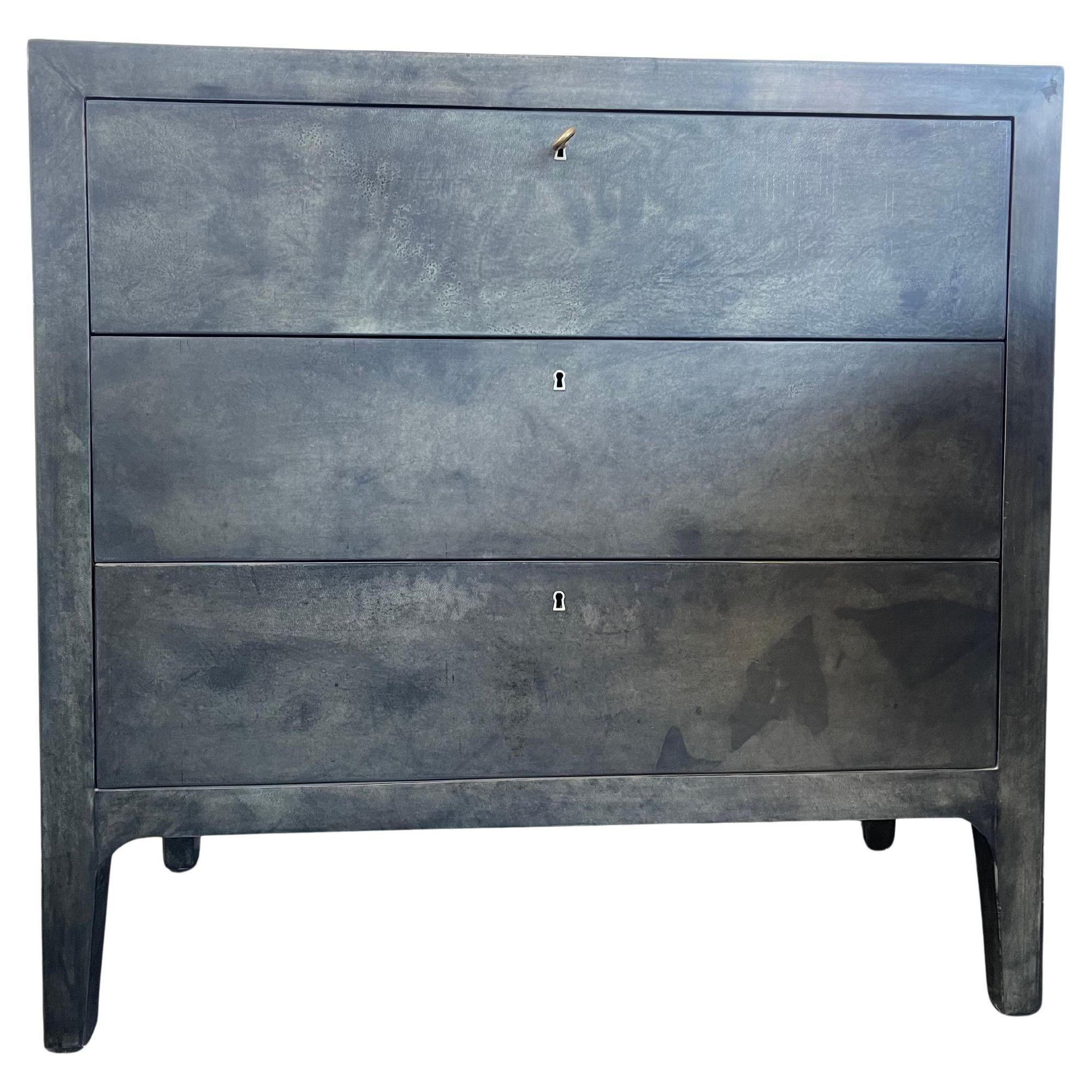 Elegant Pair of 1980s Italian Goatskin Commodes in Matte Charcoal For Sale 3