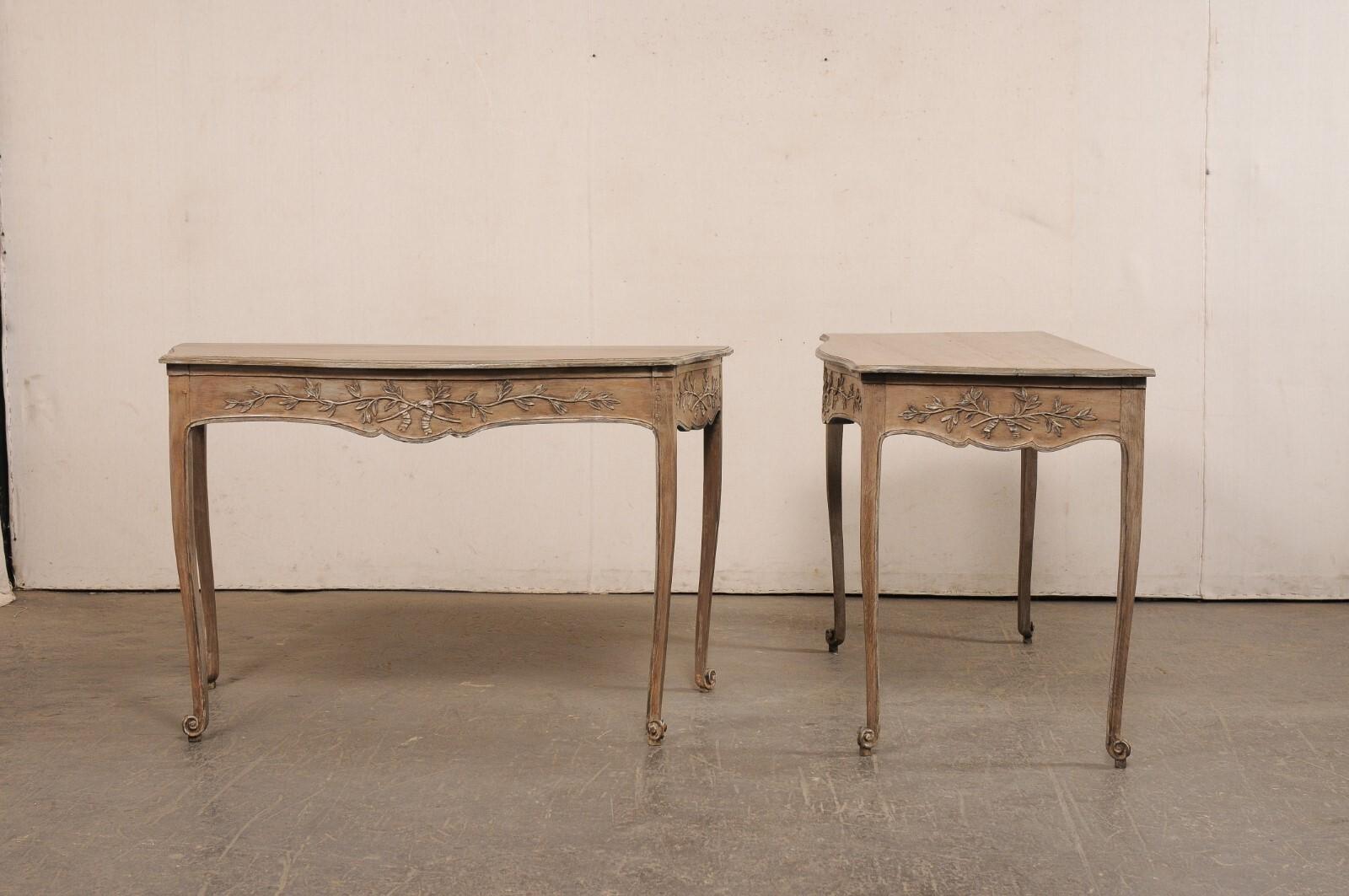Elegant Pair of 19th C. French Serpentine Console Tables For Sale 8
