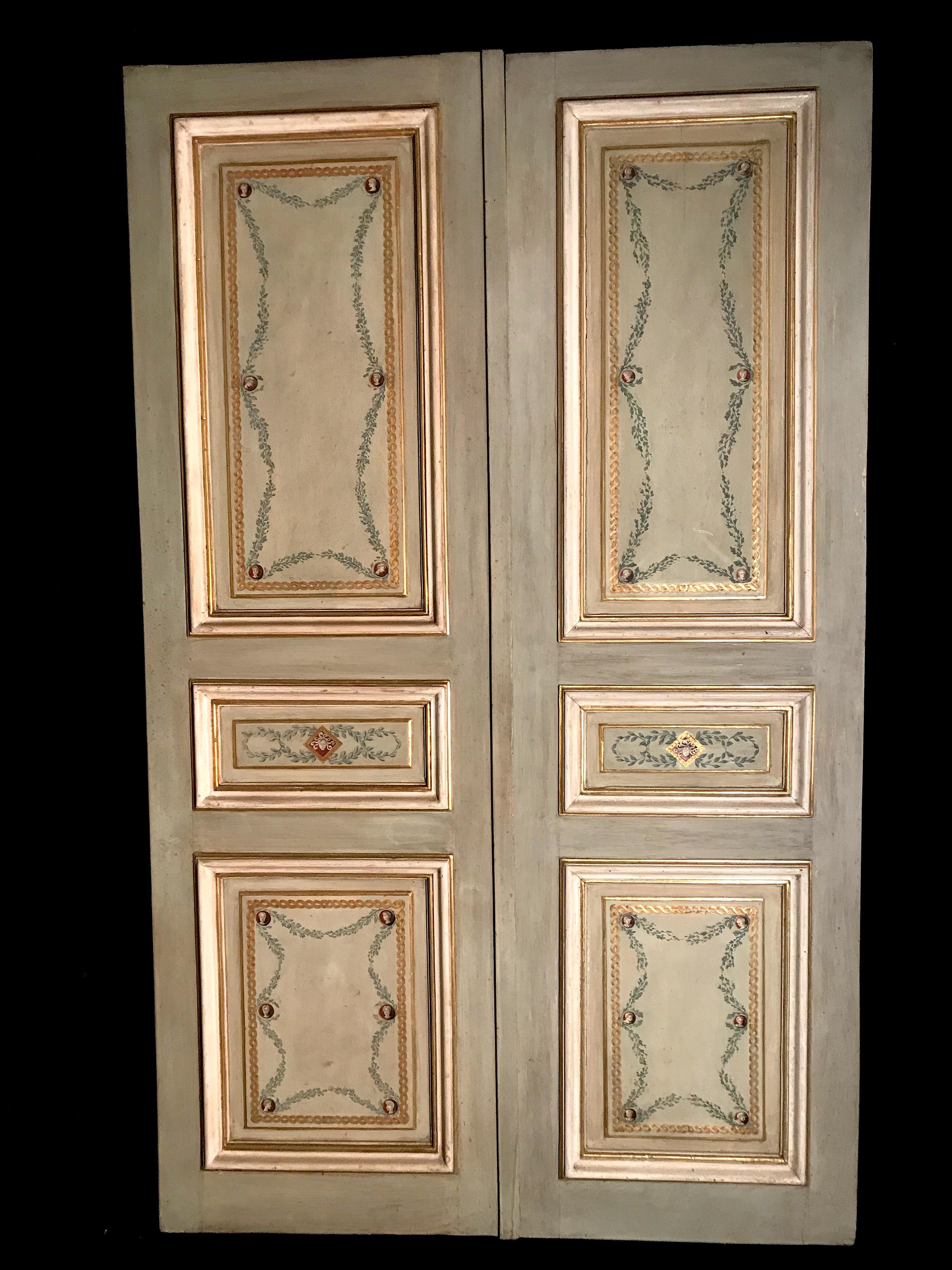 Elegante coppia di porte o rivestimenti dipinti italiani del XIX secolo 7