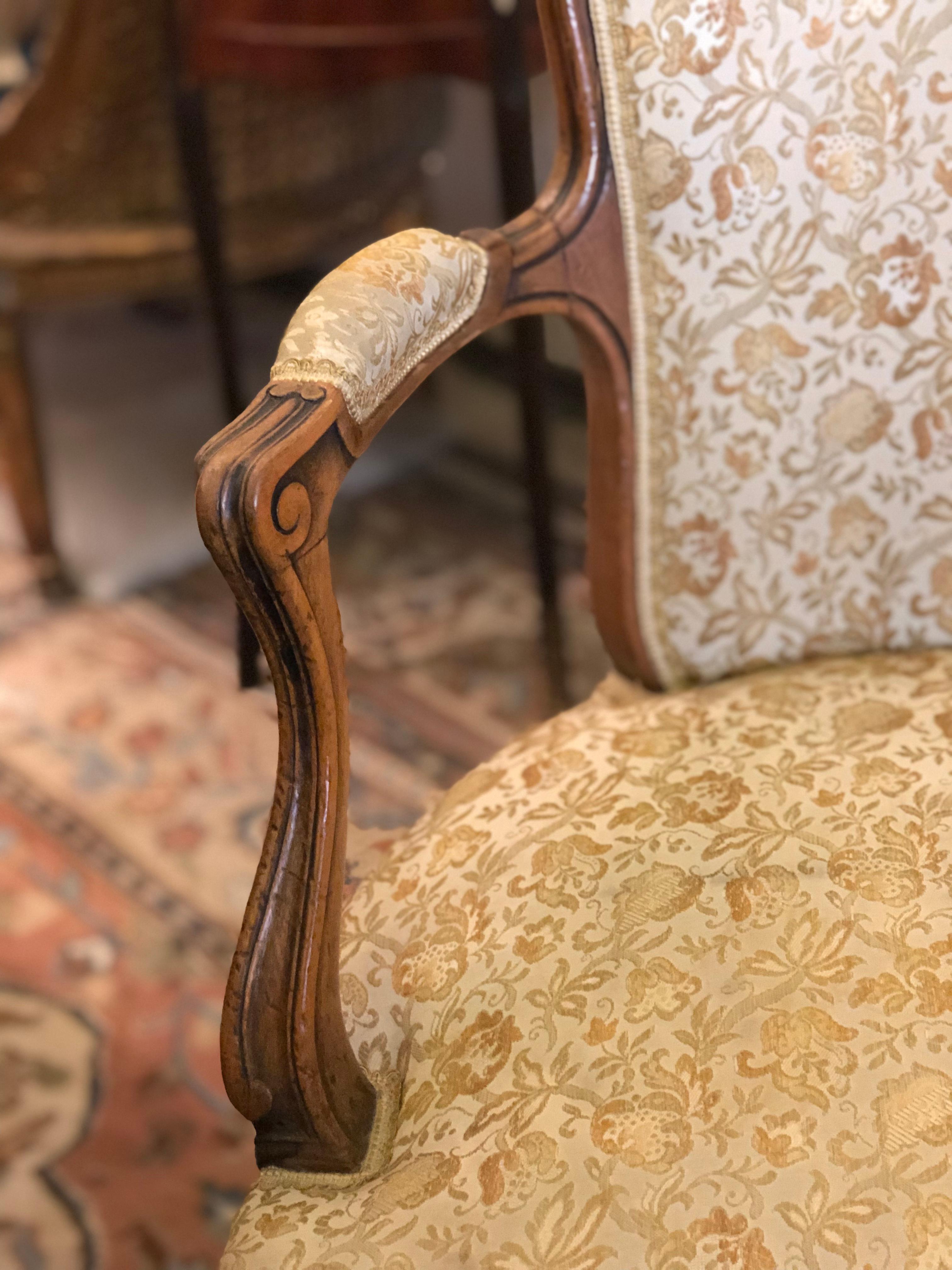 Elegant Pair of Antique French Armchairs in Louis XV Style, circa 1880 3