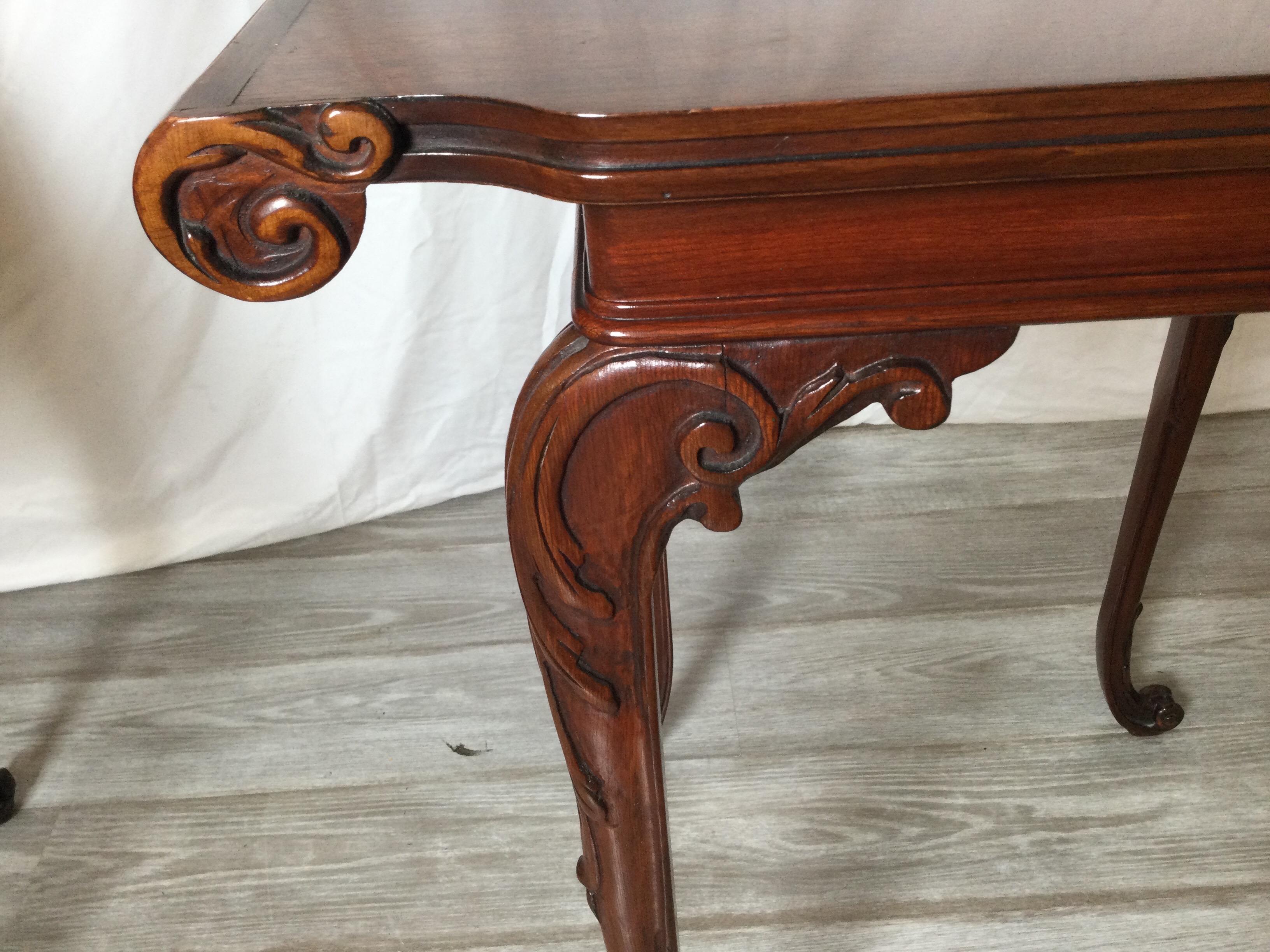 Elegant Pair of Antique Mahogany Side Tables 2
