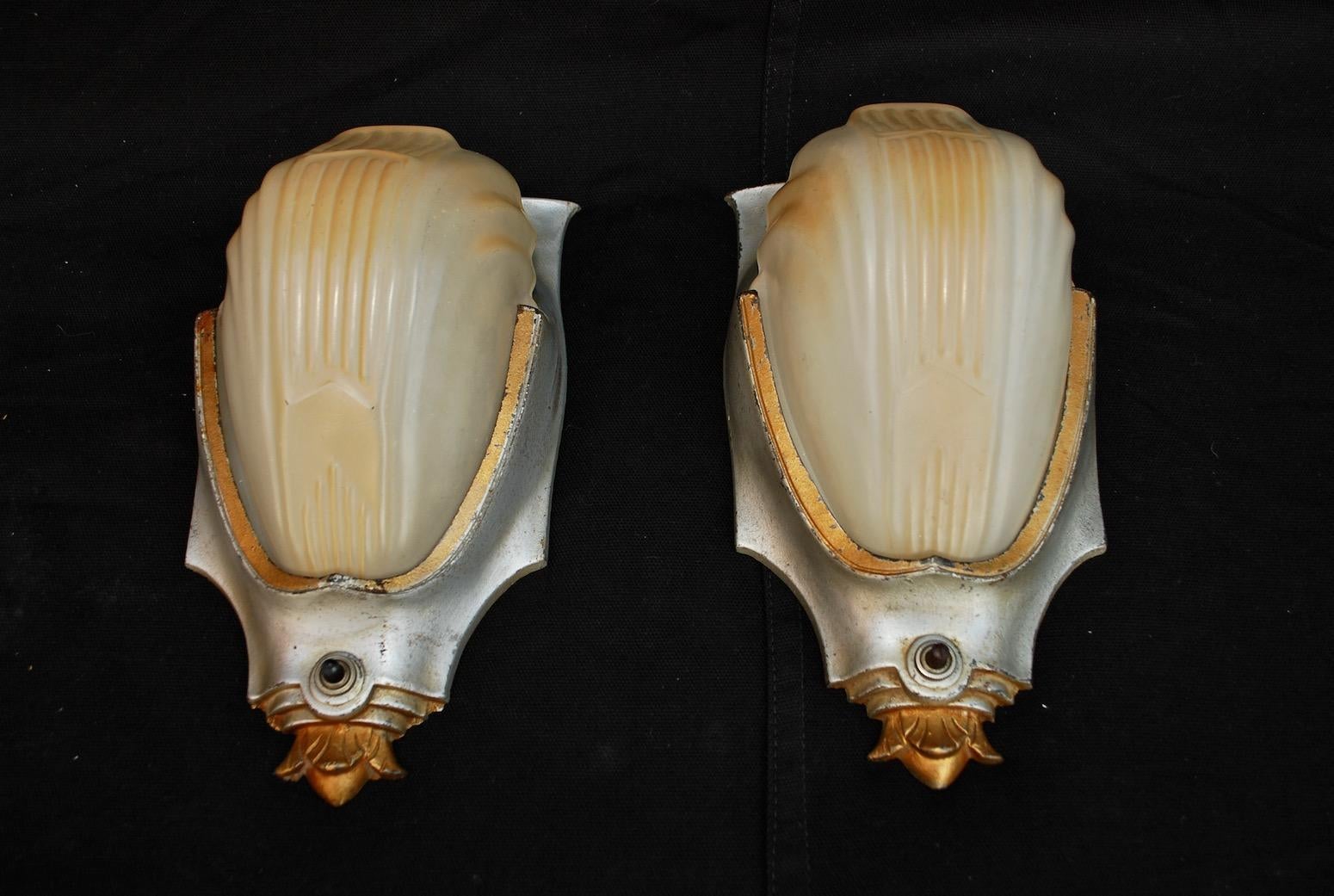 Elegant Pair of Art Deco Sconces In Good Condition In Los Angeles, CA