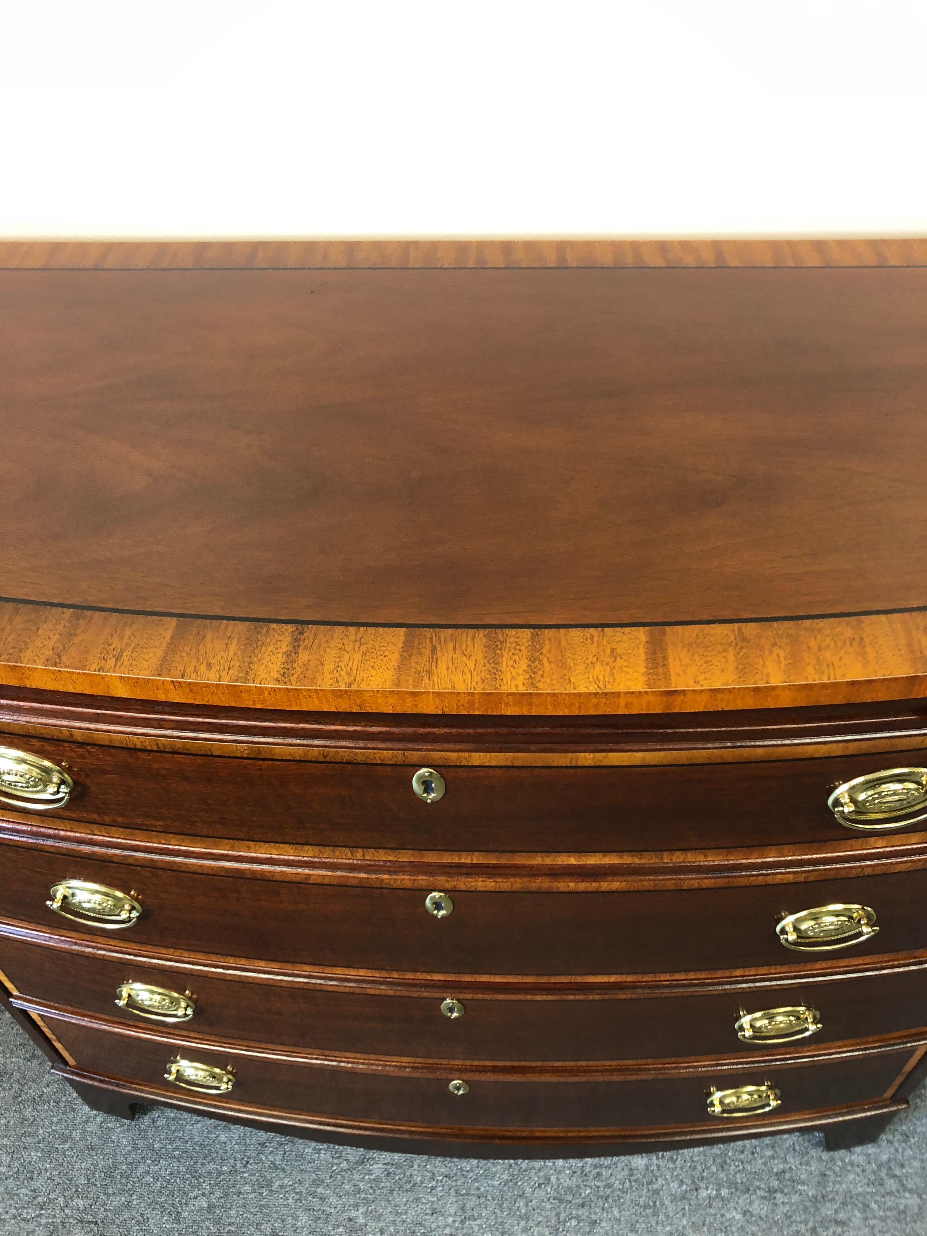 Late 20th Century Elegant Pair of Baker Mahogany and Satinwood Bachelor Chests Nightstands