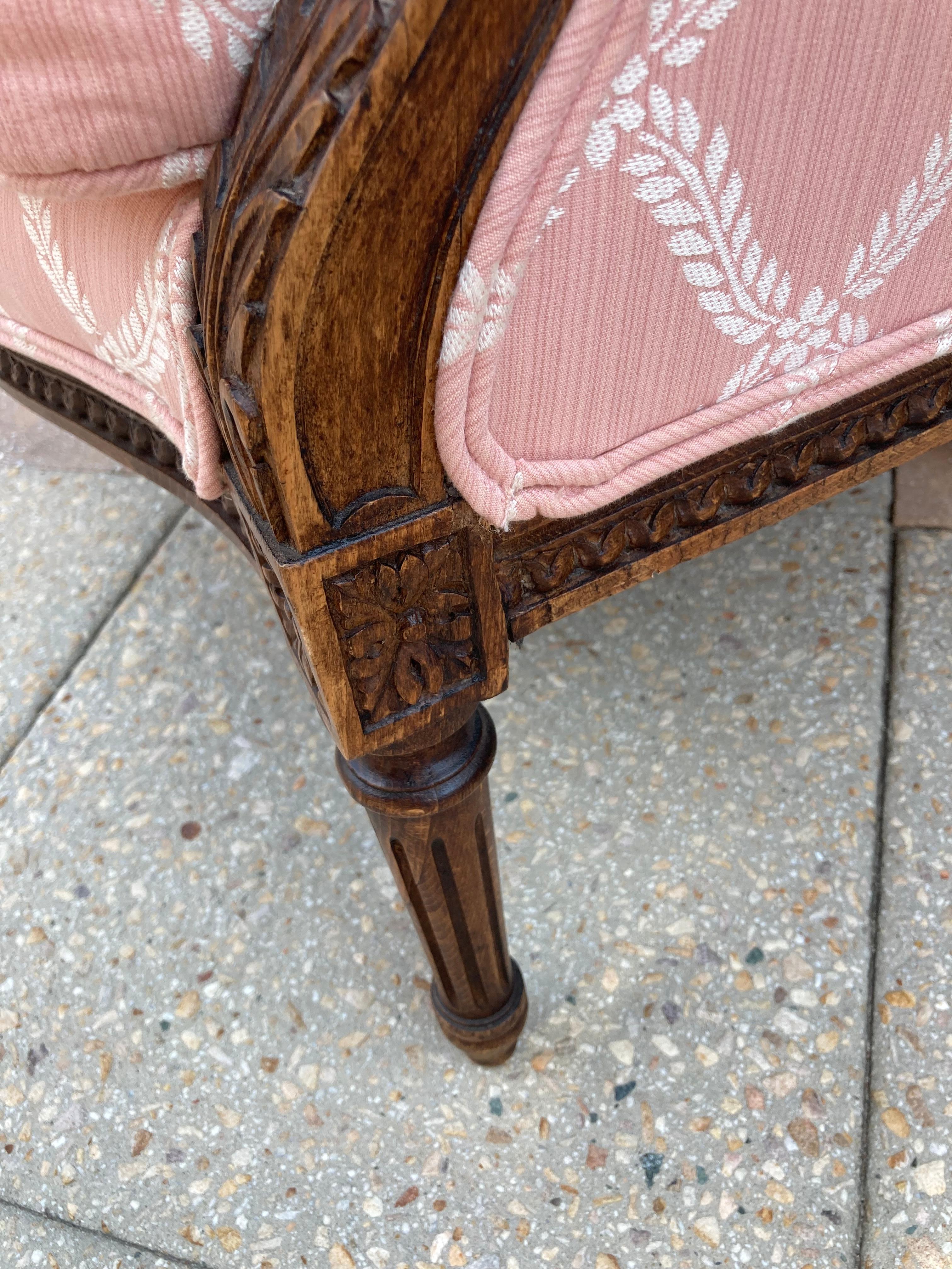 Mid-20th Century Elegant Pair of Rosey Pink French Style Bergere Chairs with Walnut Frames