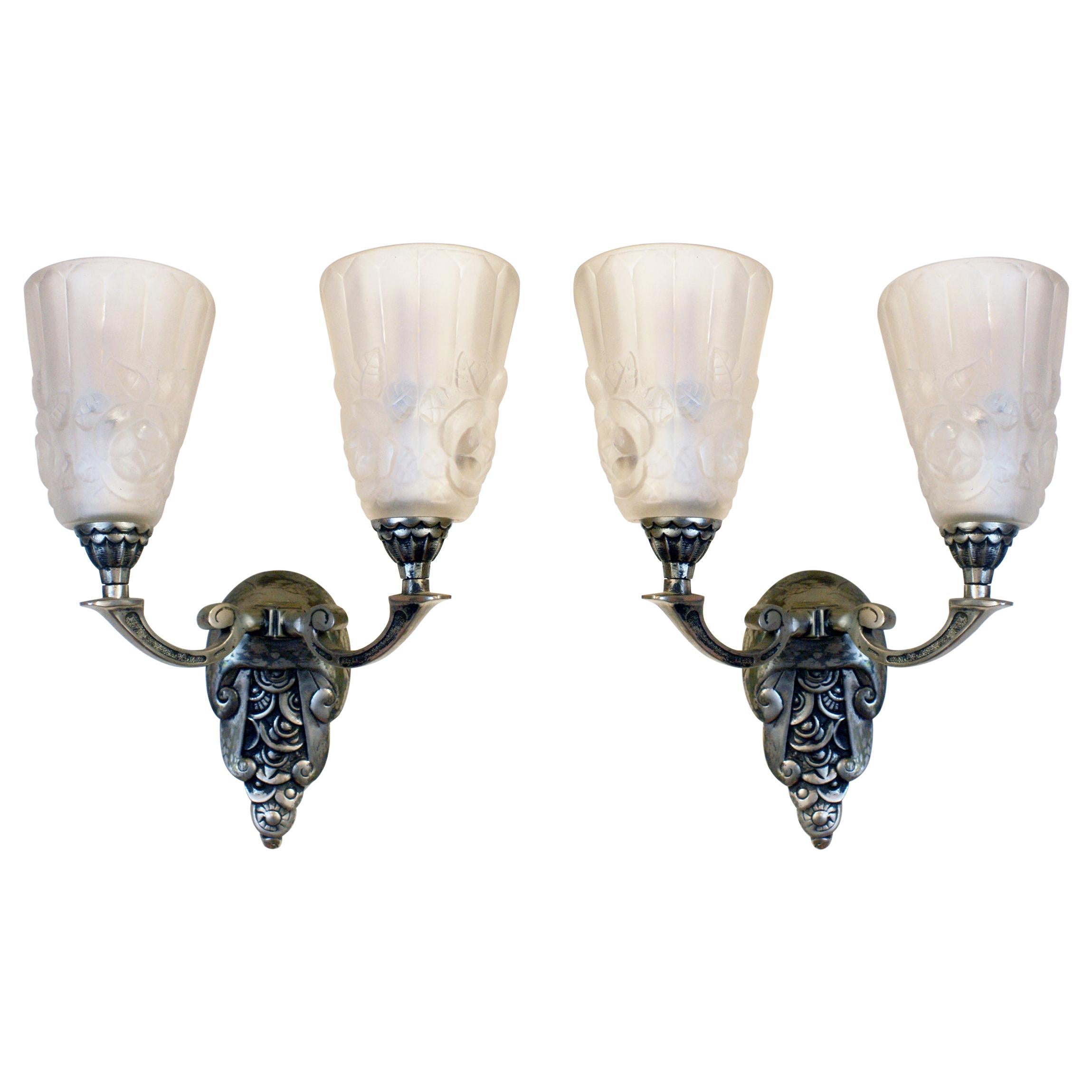 Elegant Pair of Double Light Art Deco Wall Sconces Signed "Degué", France, 1935