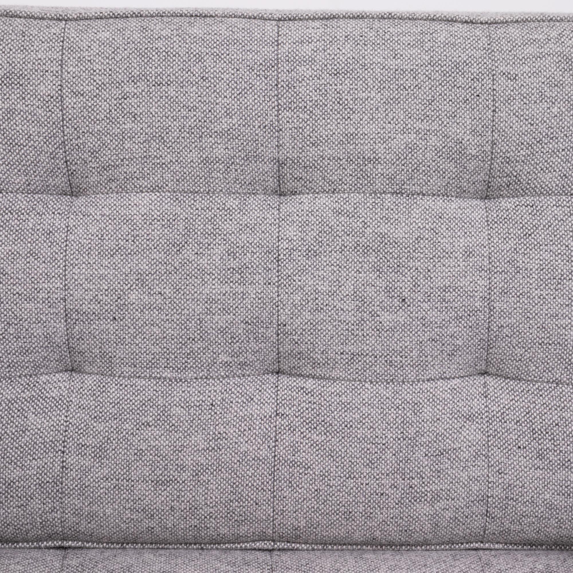 Contemporary Elegant Pair of Florence Knoll Grey Wool Armchairs