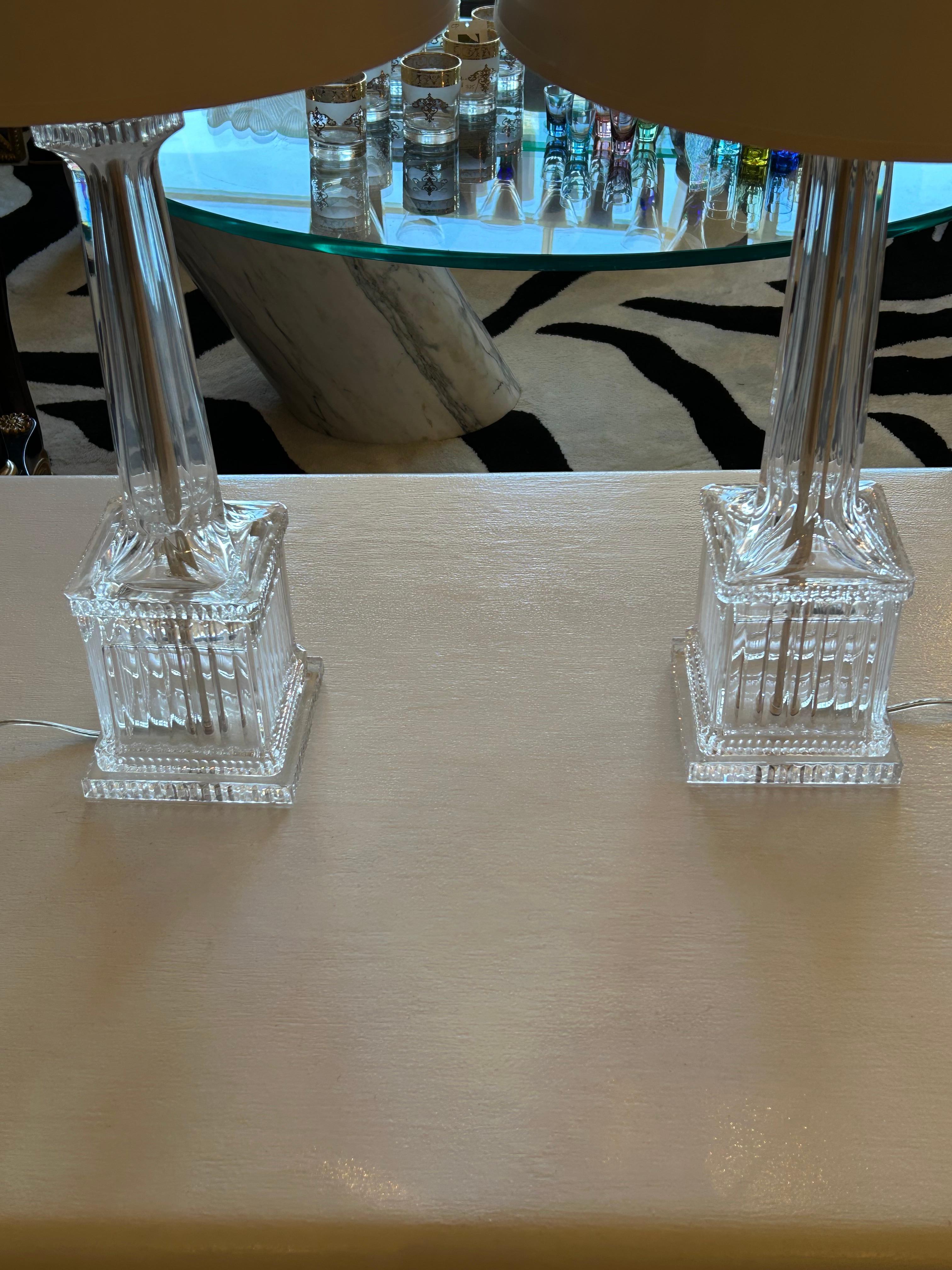Elegant Pair of Fluted Crystal Vintage Adjustable Table Lamps For Sale 5