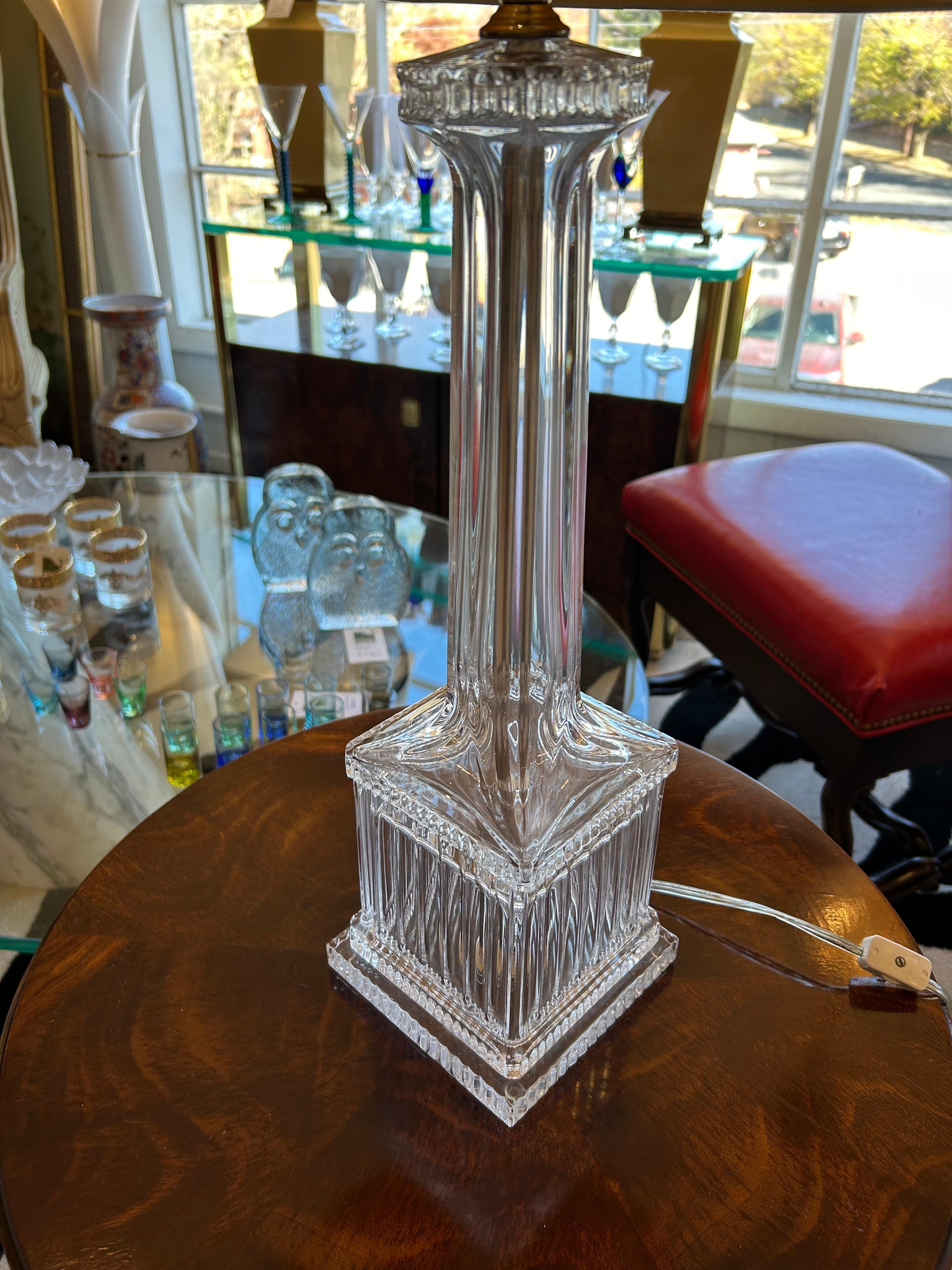 Elegant Pair of Fluted Crystal Vintage Adjustable Table Lamps For Sale 2