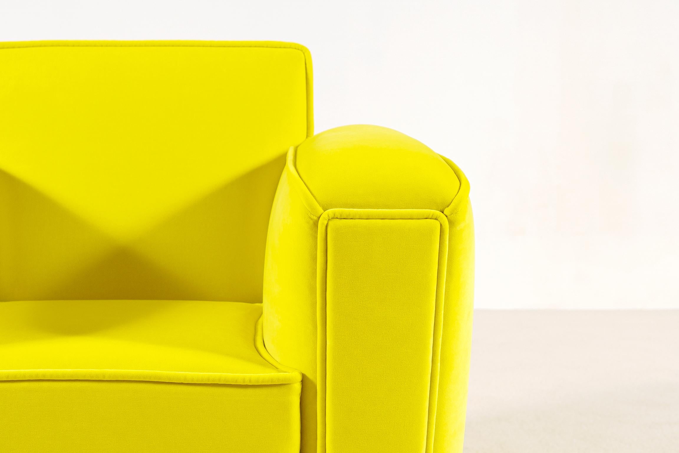 Elegant Pair of French Art Deco Club Armchairs, 1935, New Upholstery For Sale 9