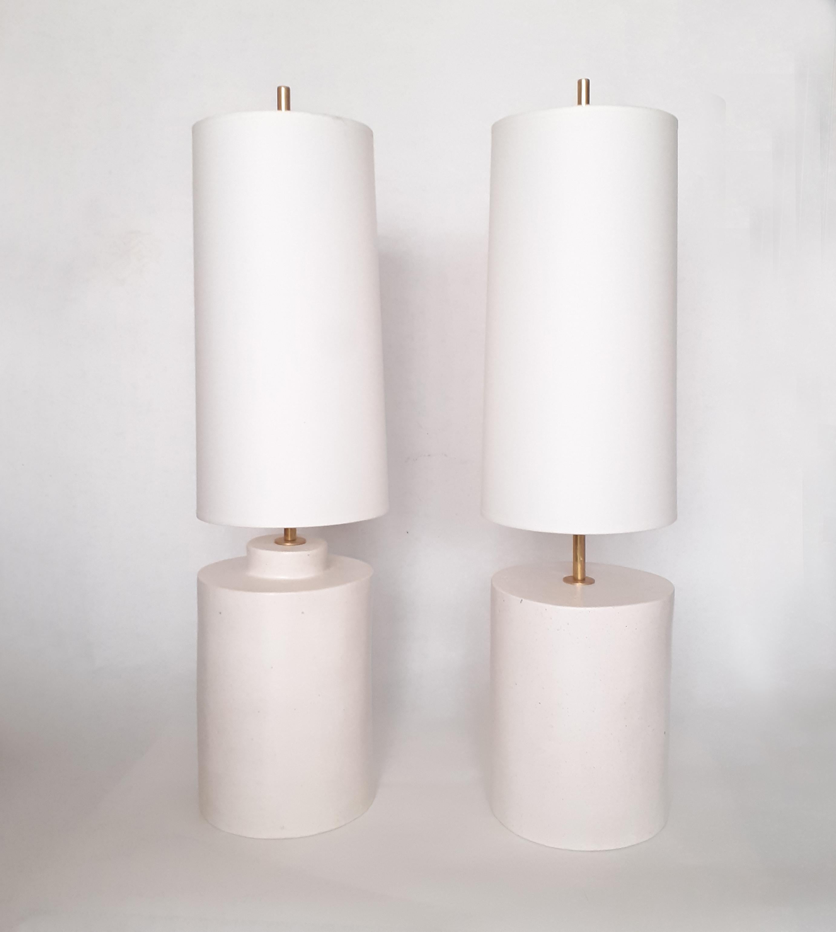 Elegant Pair of French Handmade Ceramic Lamps For Sale 3