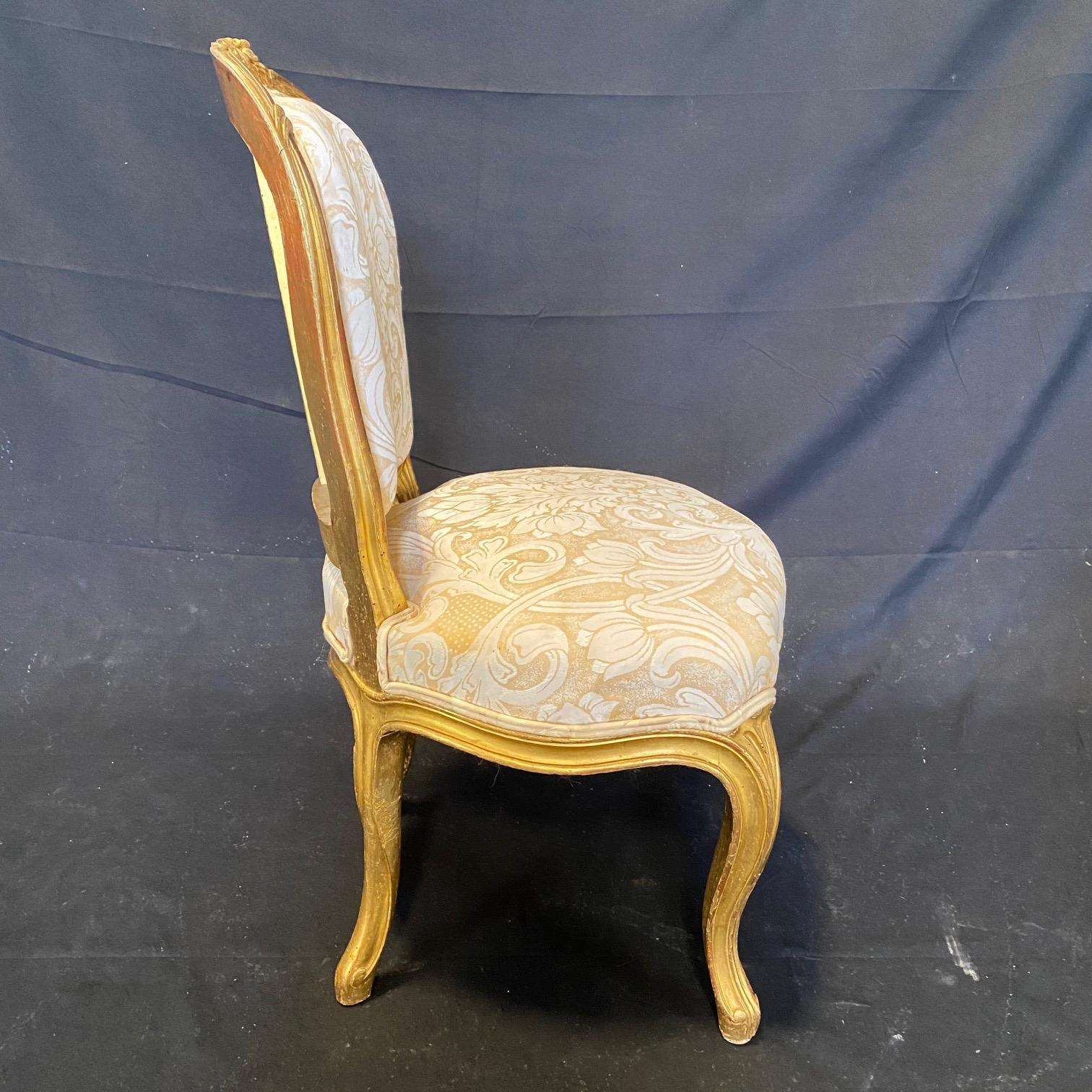 Early 20th Century Elegant Pair of French Louis XV Gold Slipper Chairs For Sale